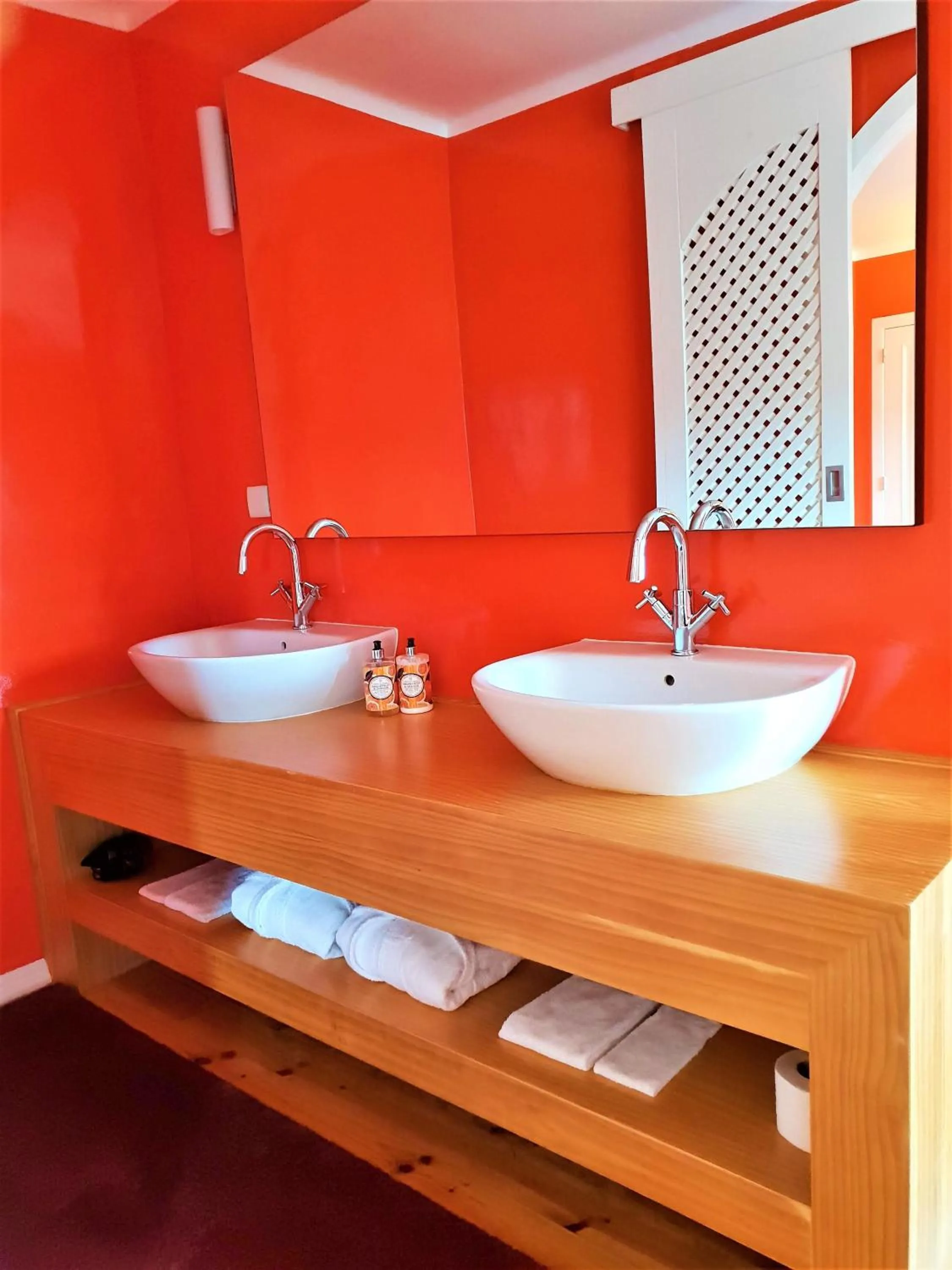 Bathroom in Quinta da Palmeira - Country House Retreat & Spa