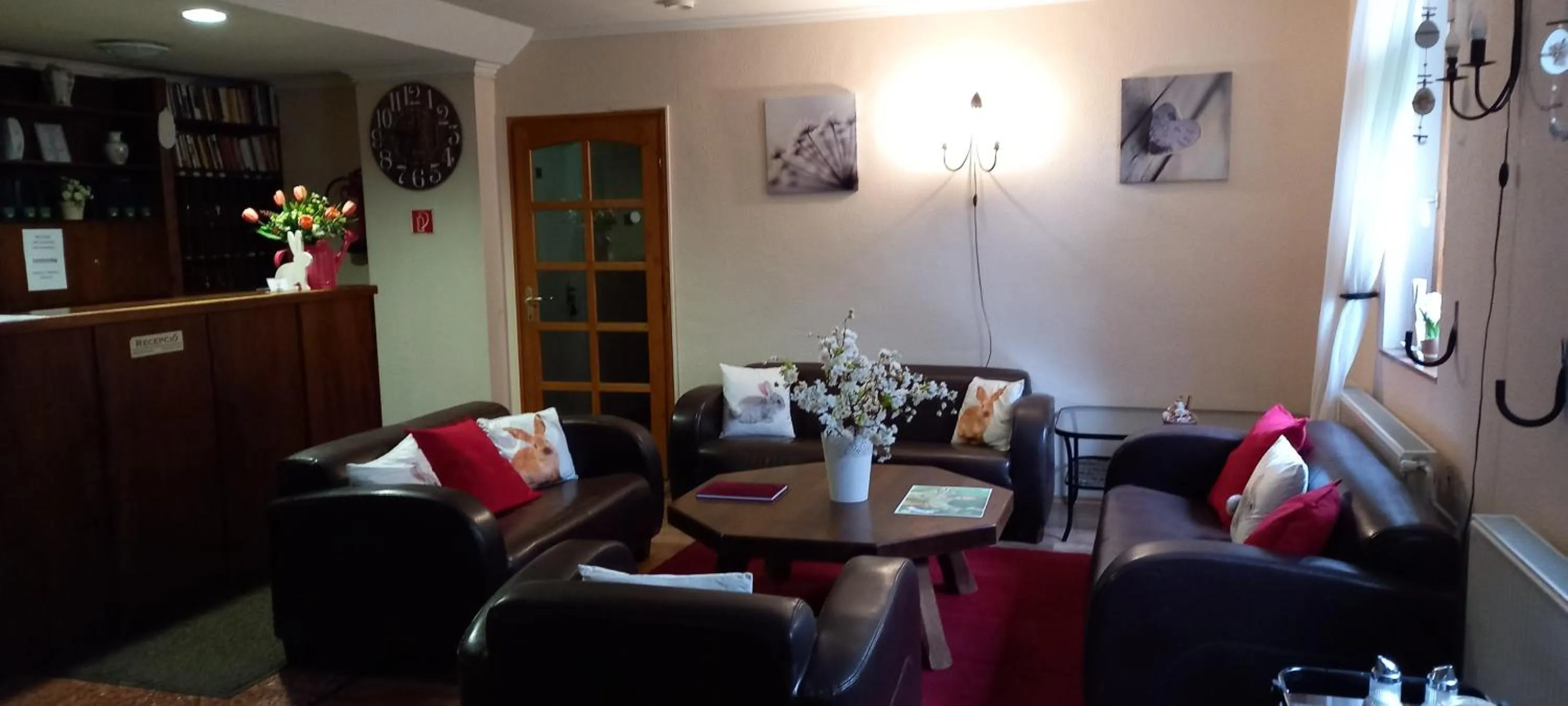 Lobby or reception in Hotel Síkfőkút