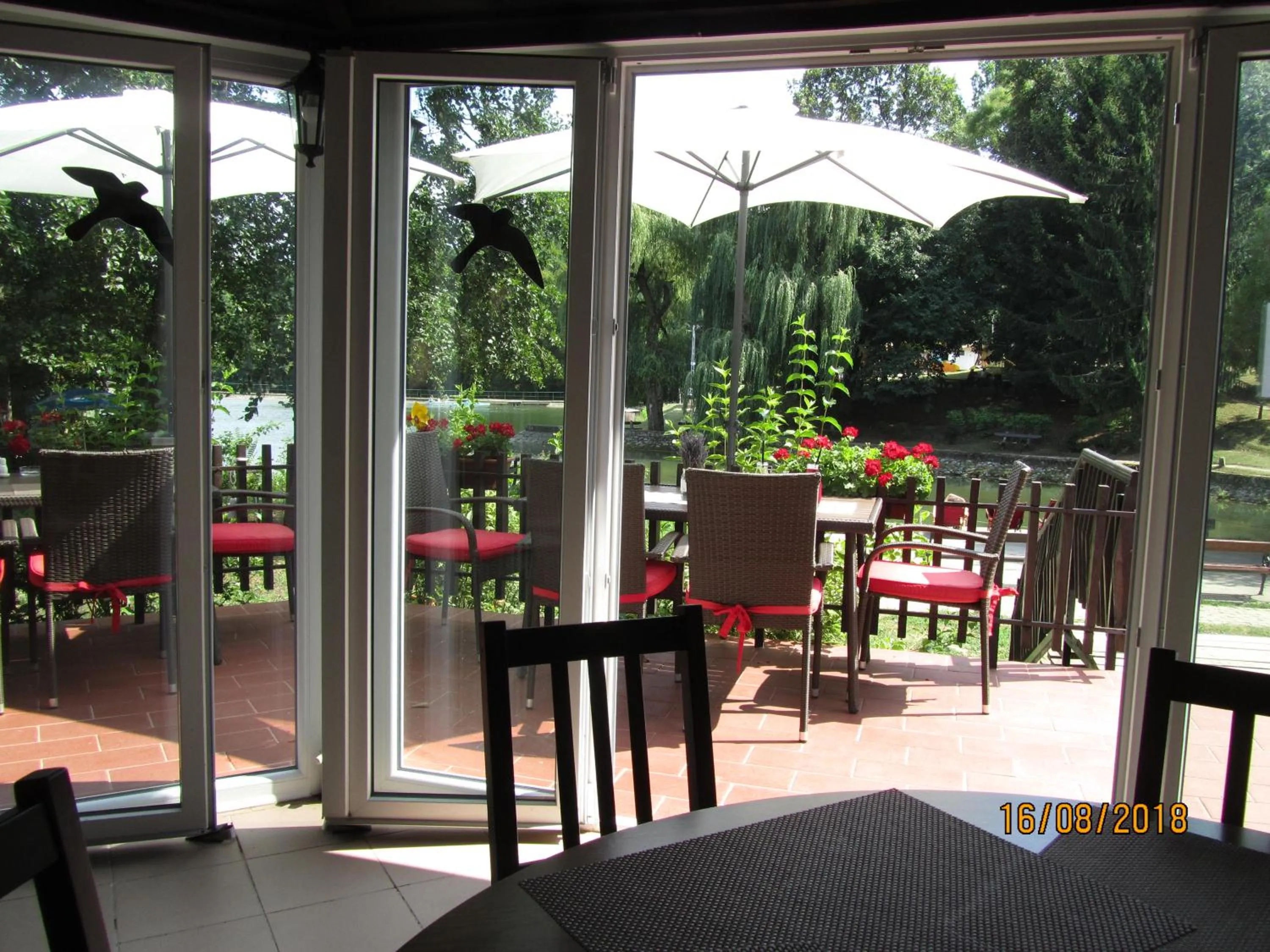 Restaurant/places to eat in Hotel Síkfőkút