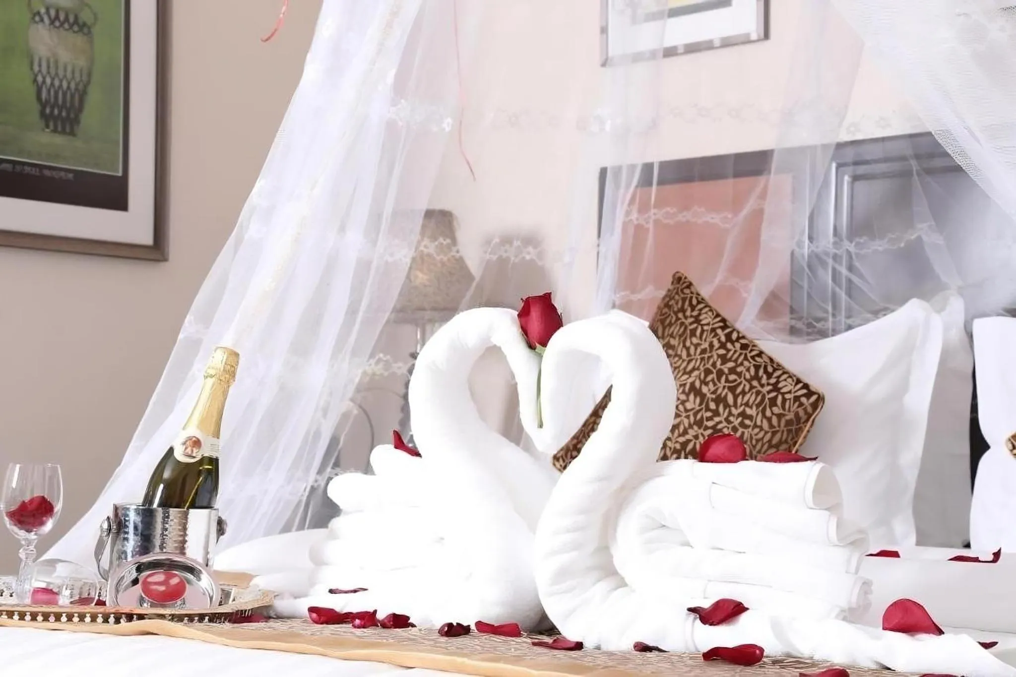 Bed in Boudl Salmiya, Kuwait - بودل السالمية الكويت