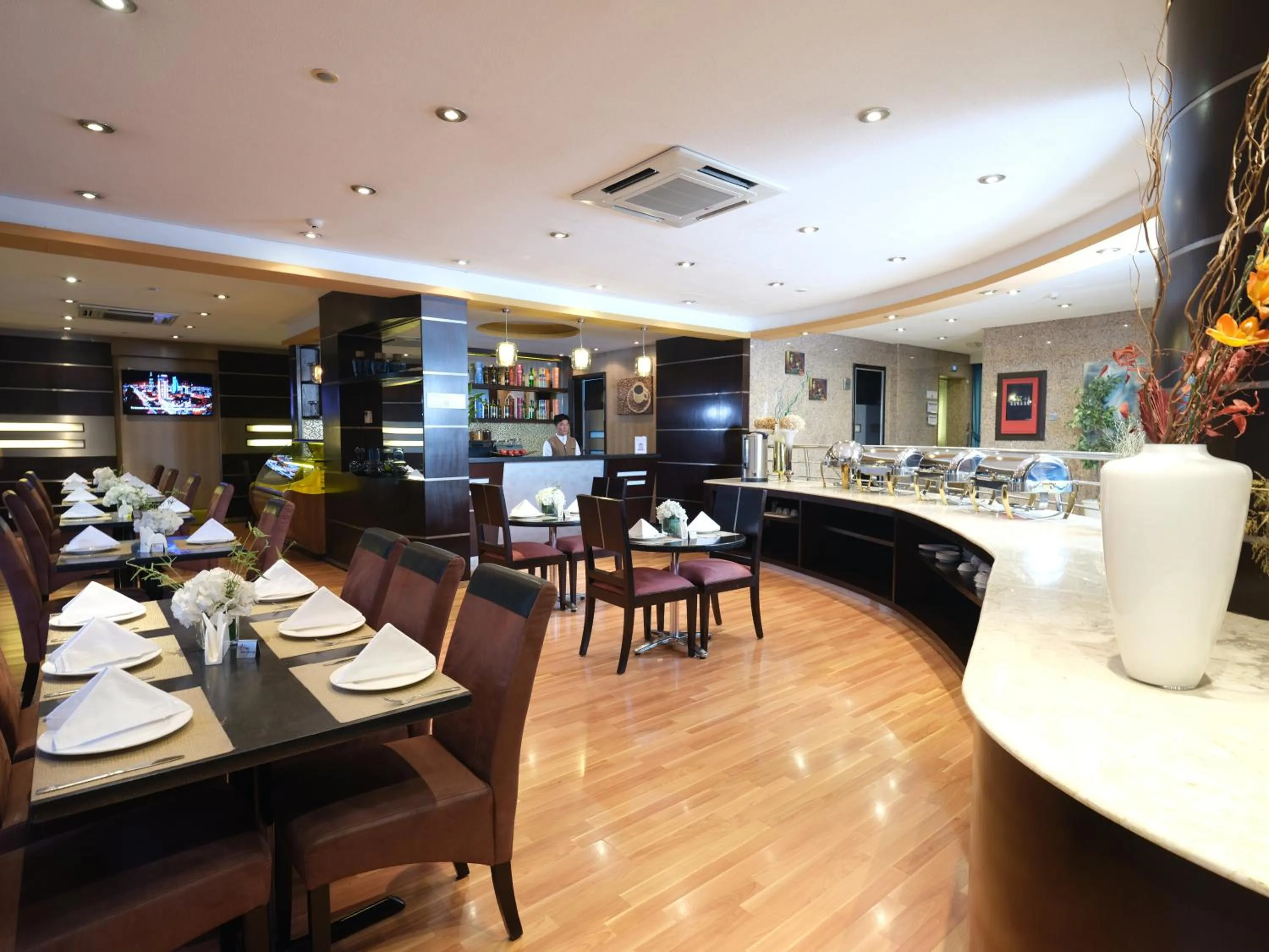 Coffee/tea facilities in Boudl Salmiya, Kuwait - بودل السالمية الكويت