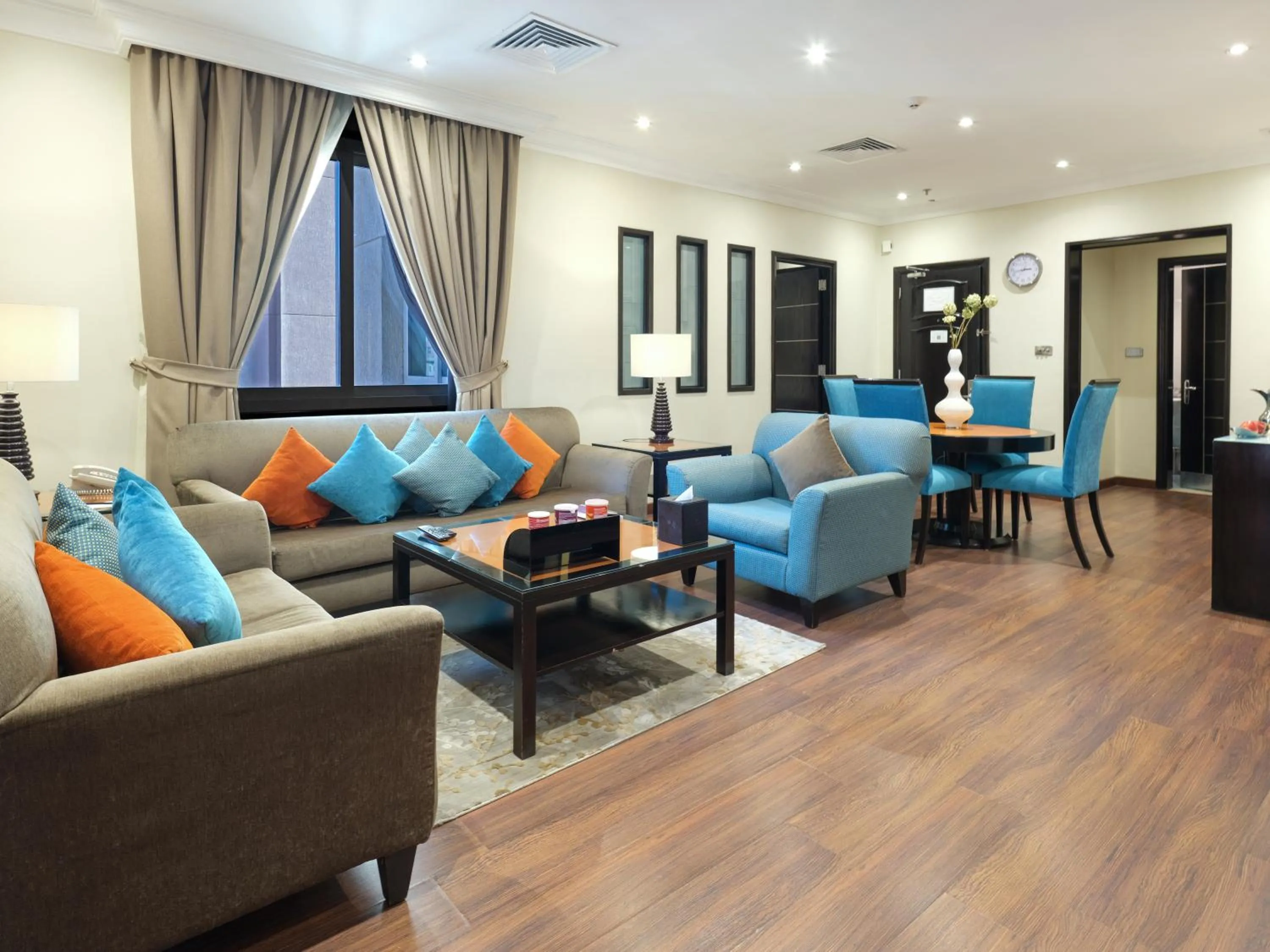 Living room in Boudl Salmiya, Kuwait - بودل السالمية الكويت