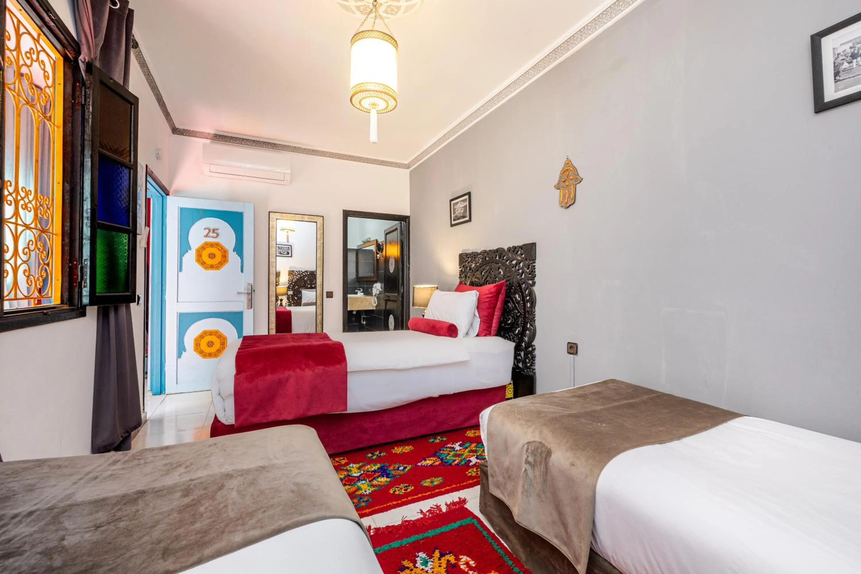 Photo of the whole room, Bed in Riad Luzia
