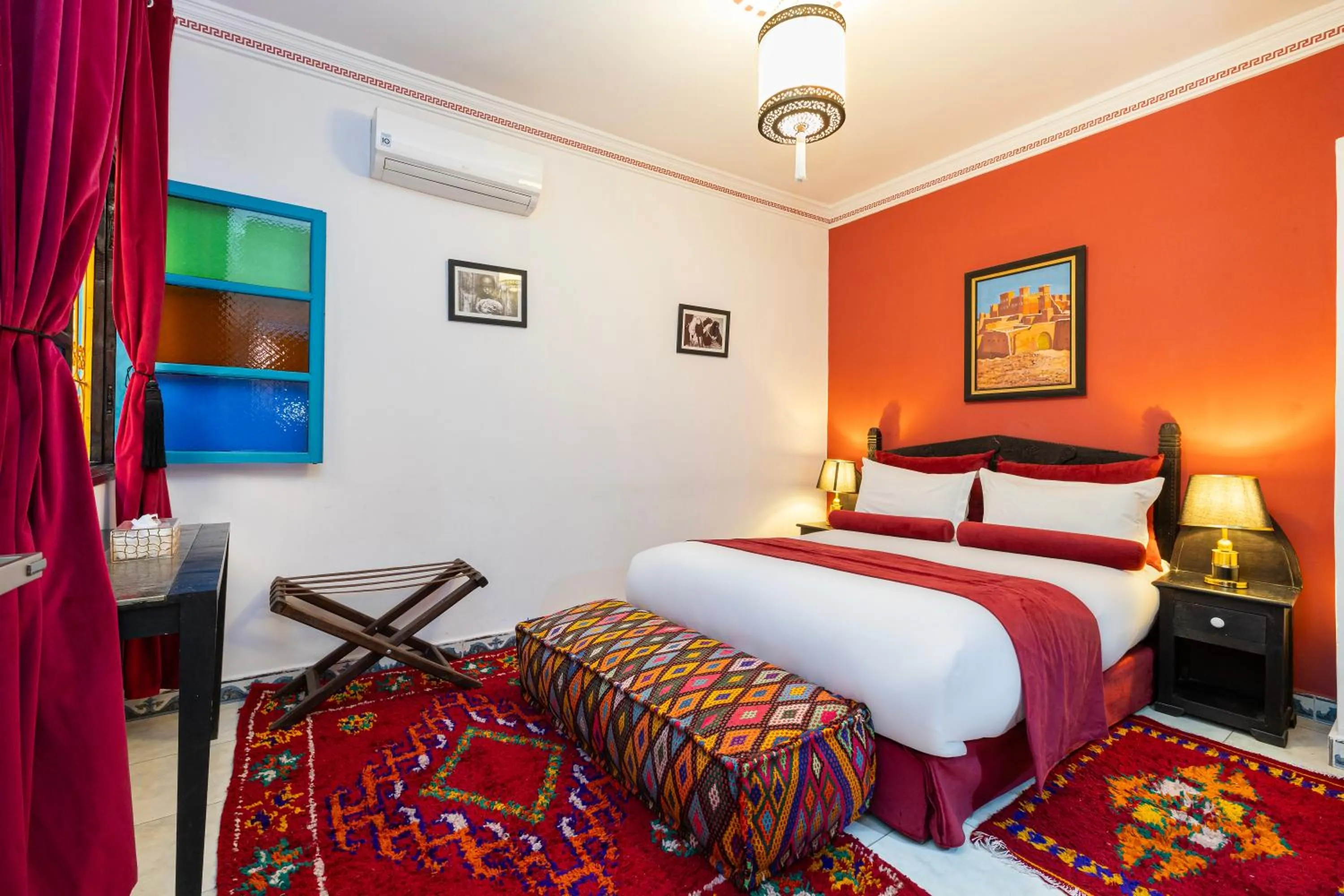 Photo of the whole room, Bed in Riad Luzia