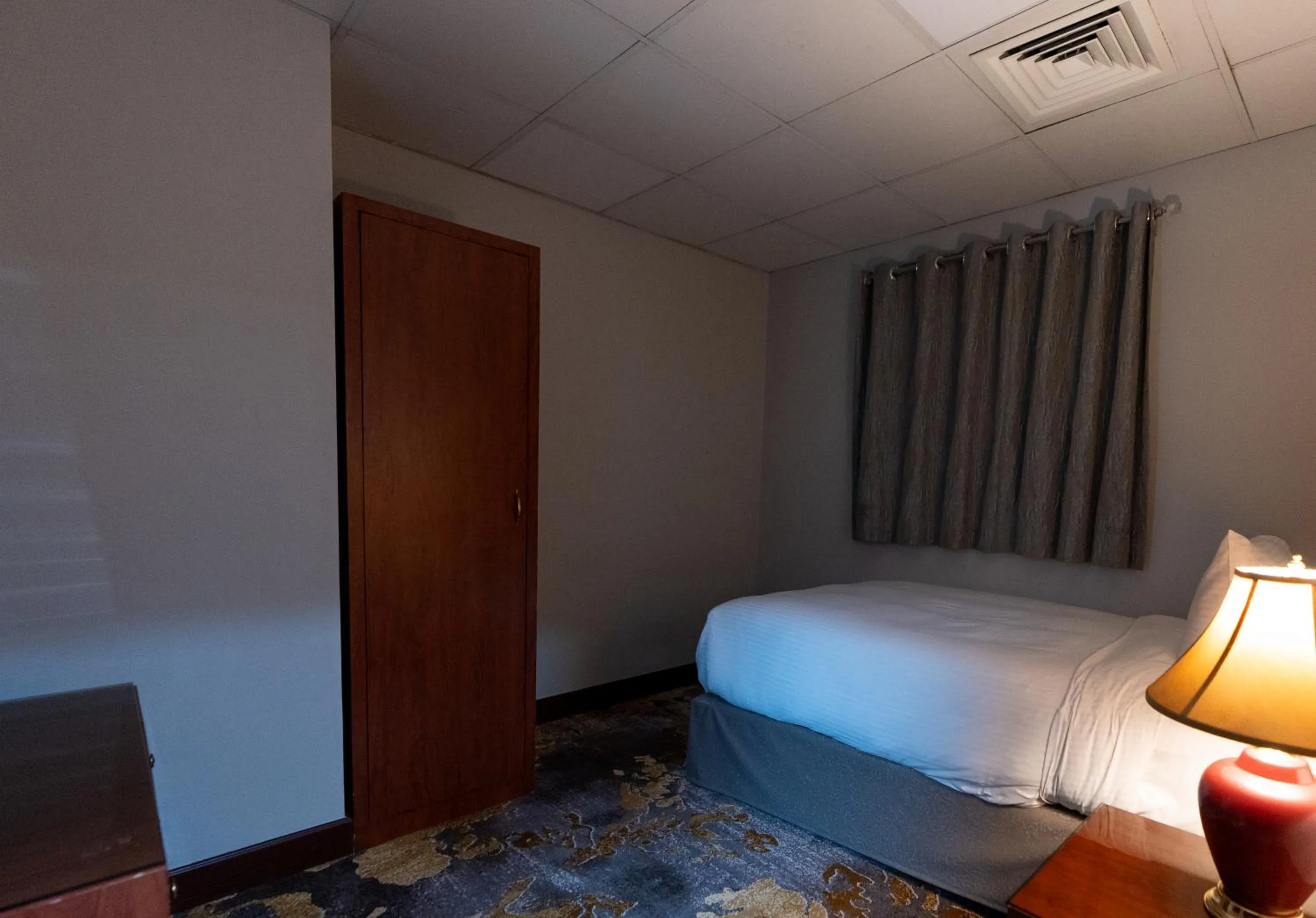 Bed in Dar Al Taqwa Hotel