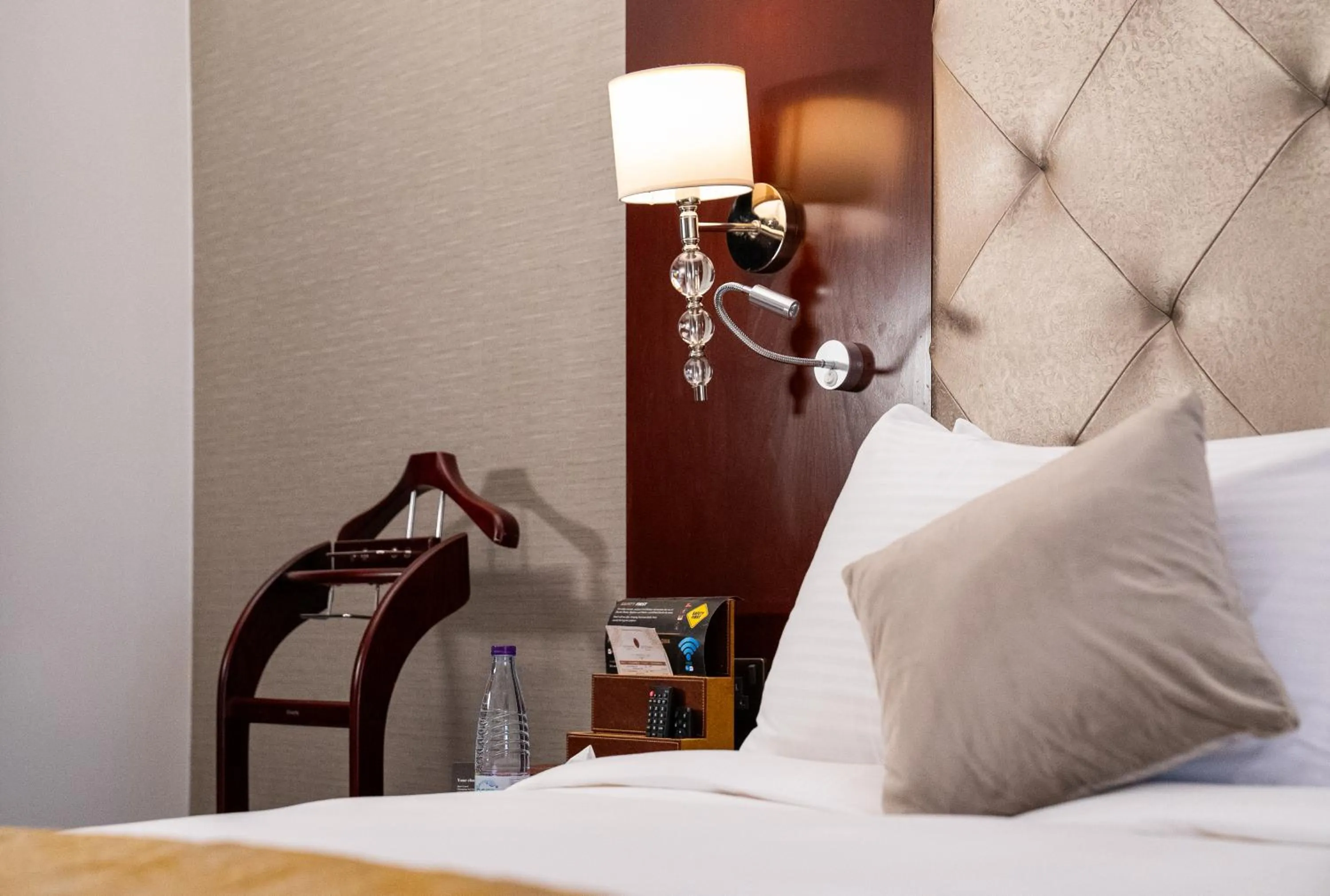 Bed in Dar Al Taqwa Hotel