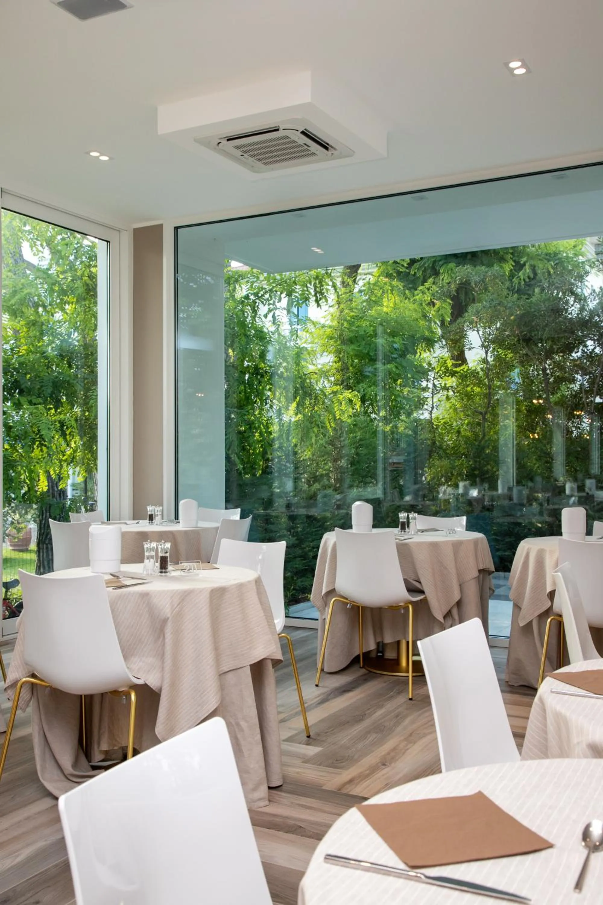 Restaurant/places to eat in Hotel Greif