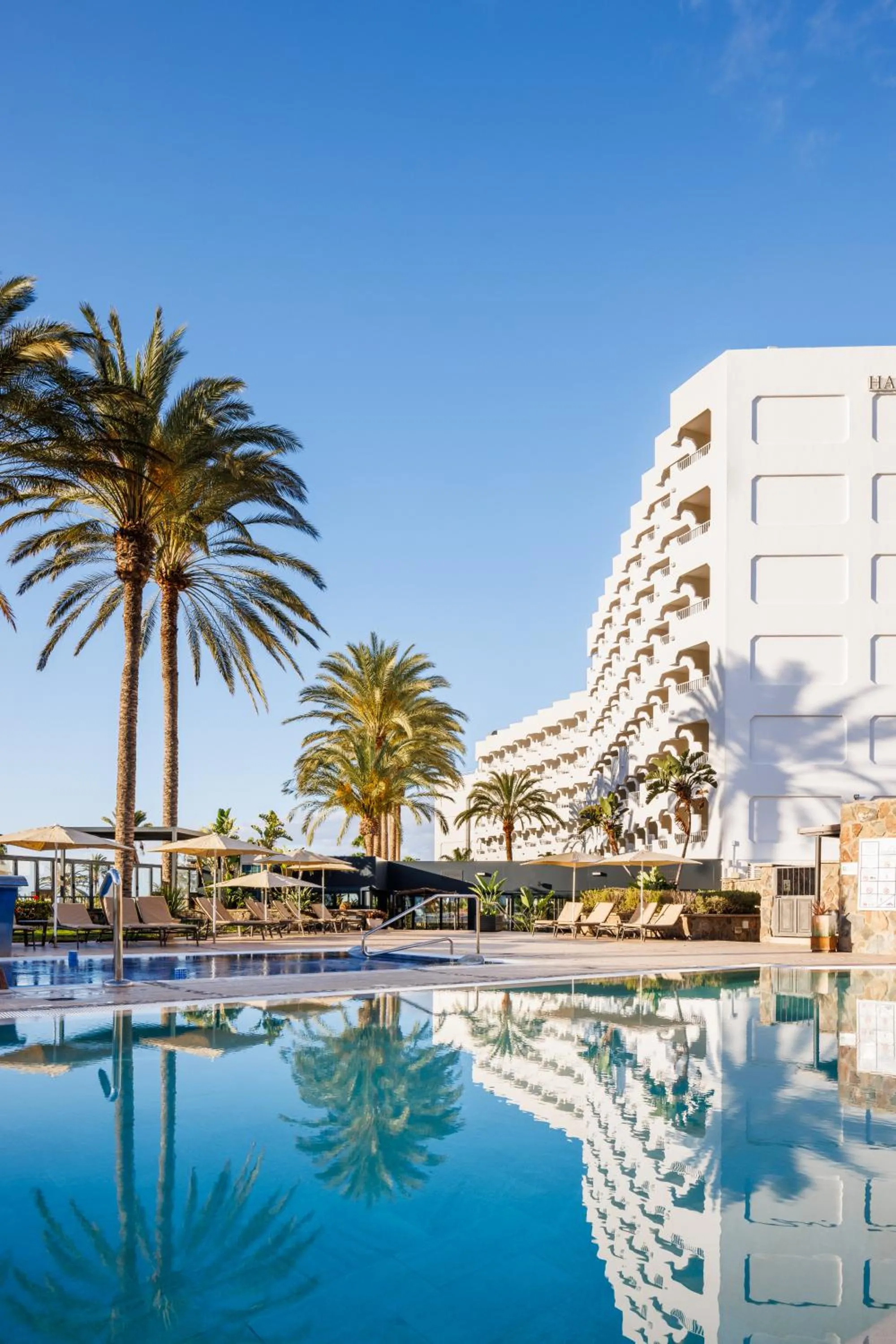 Swimming pool in Hapimag San Agustín