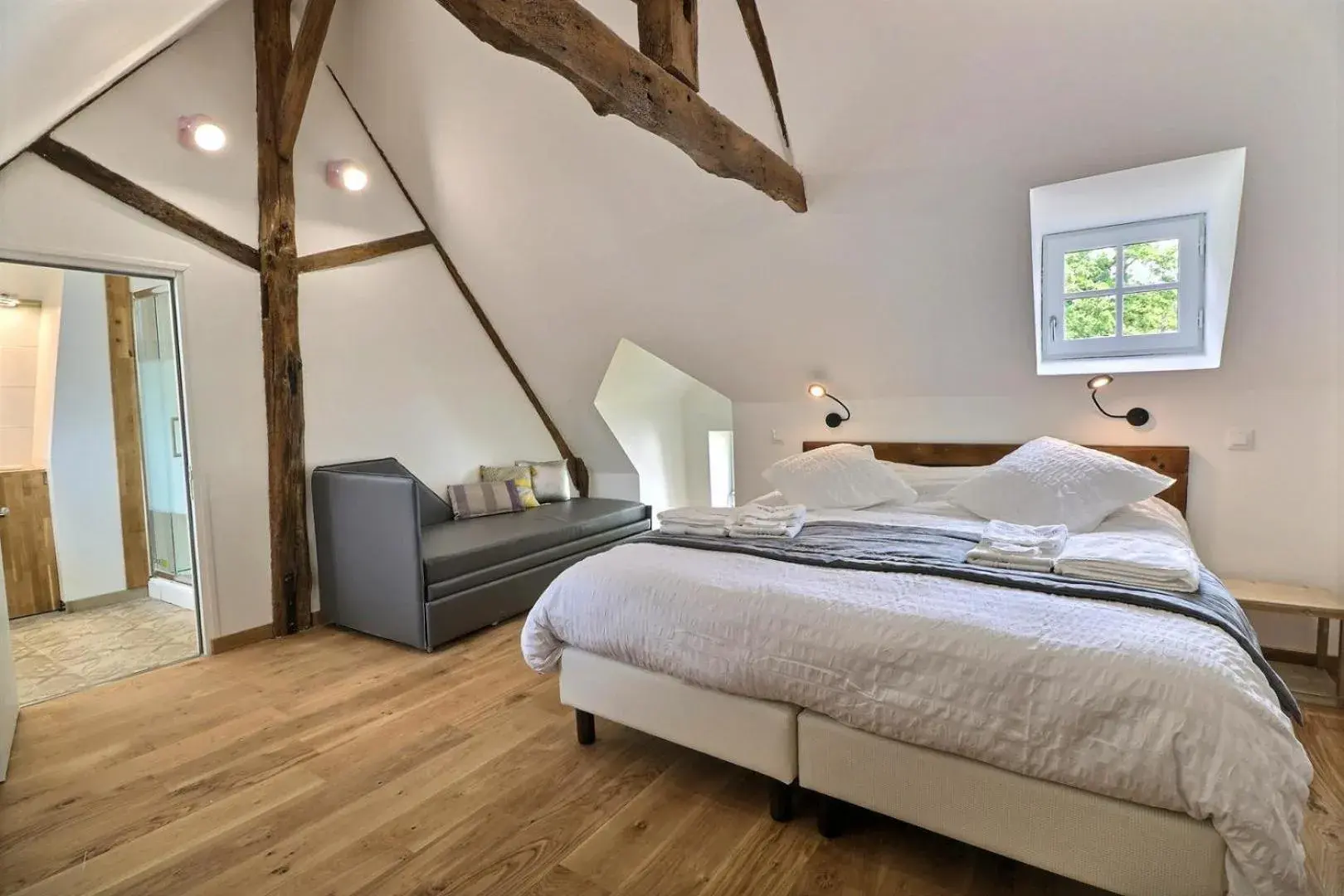 Deluxe Family Room - single occupancy in Chateau des Fontenelles Deluxe Family Room - single occupancy in Chateau des Fontenelles