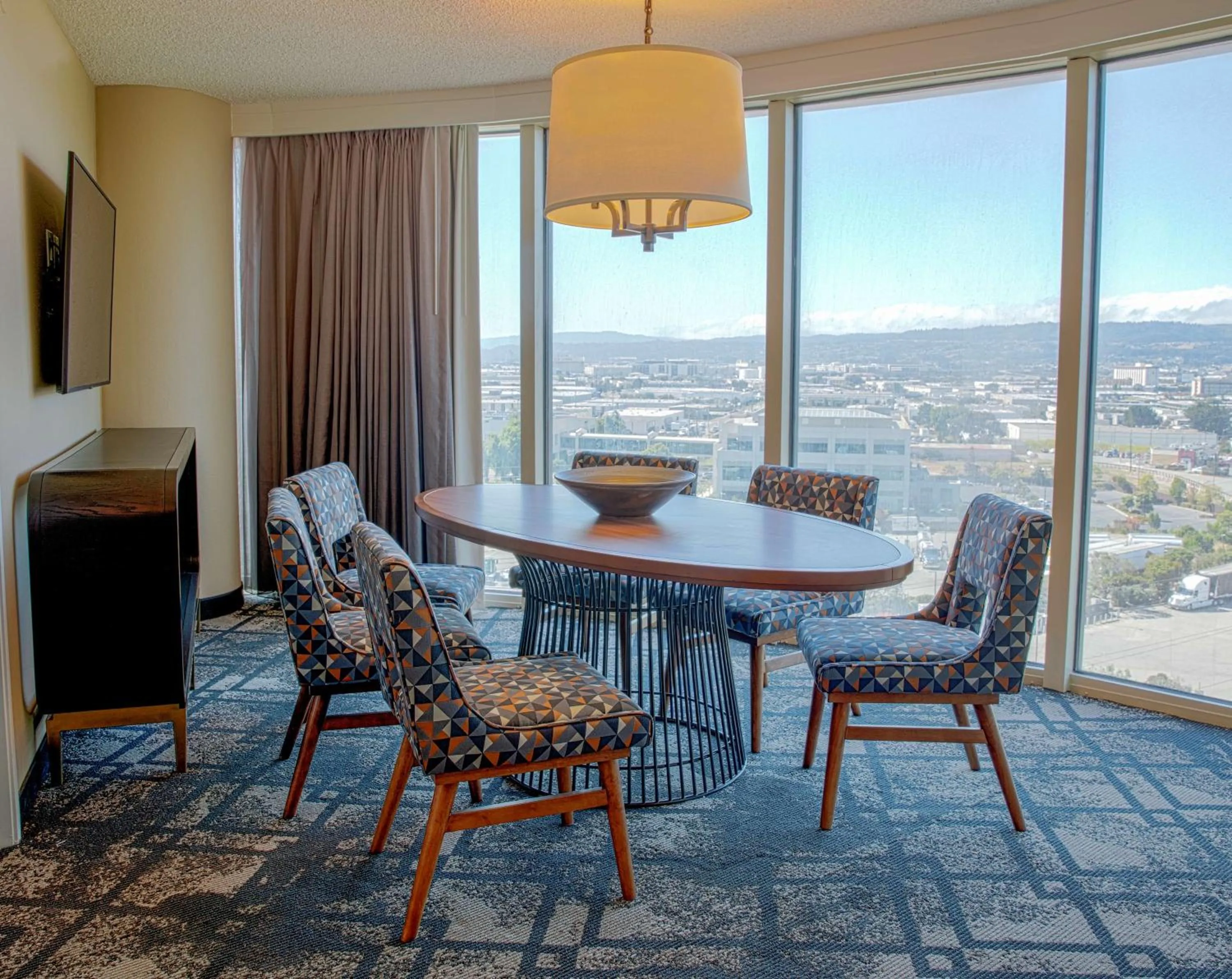 View (from property/room) in Embassy Suites by Hilton San Francisco Airport Oyster Point