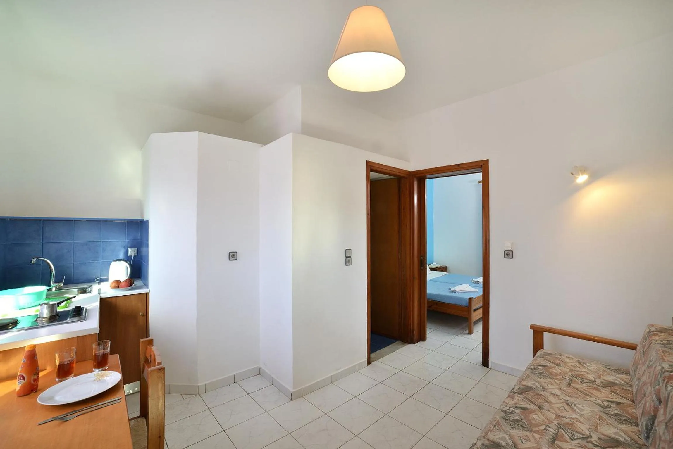 Photo of the whole room, Bed in San Antonio Apartments