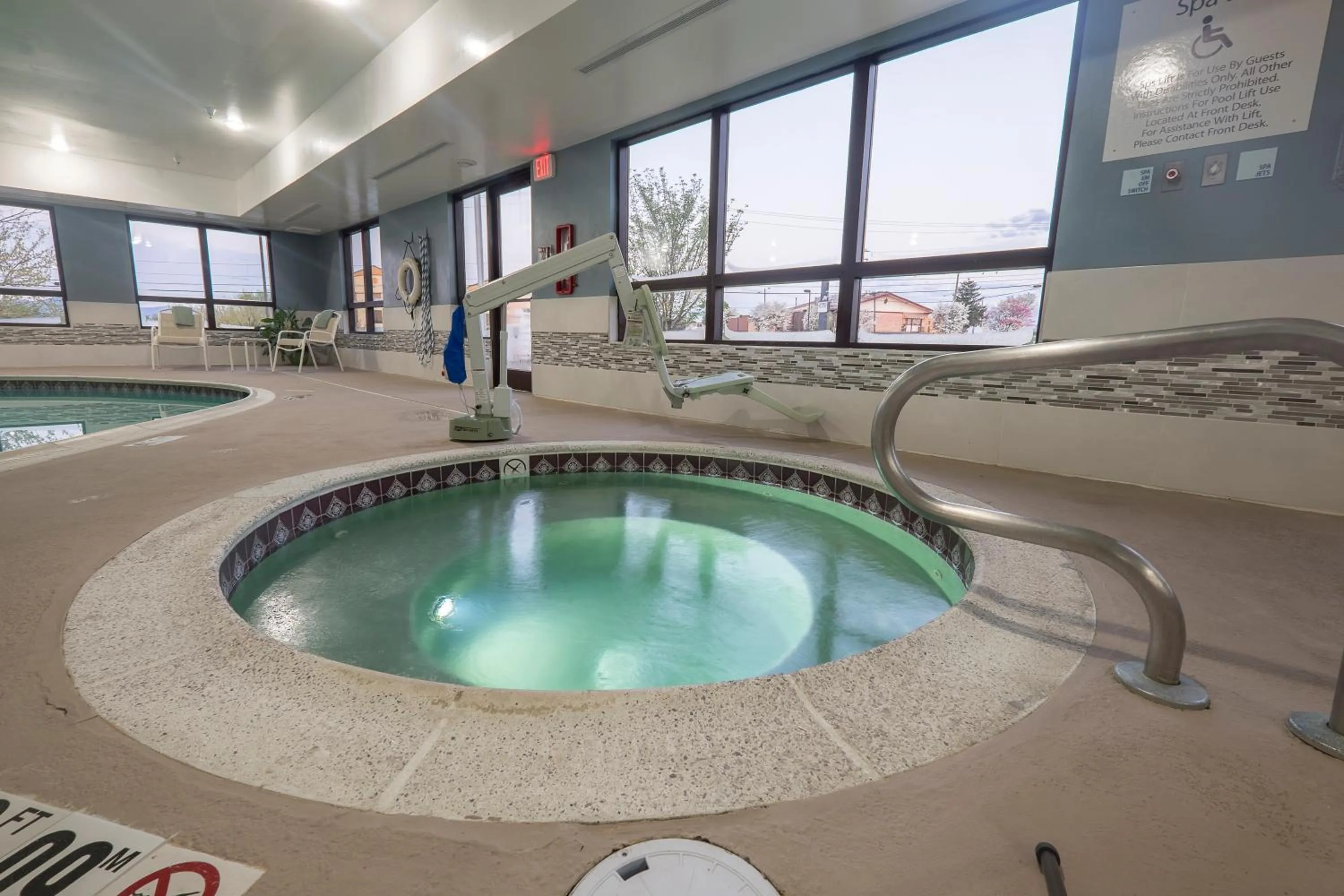 Swimming pool in Wingate by Wyndham Waynesboro