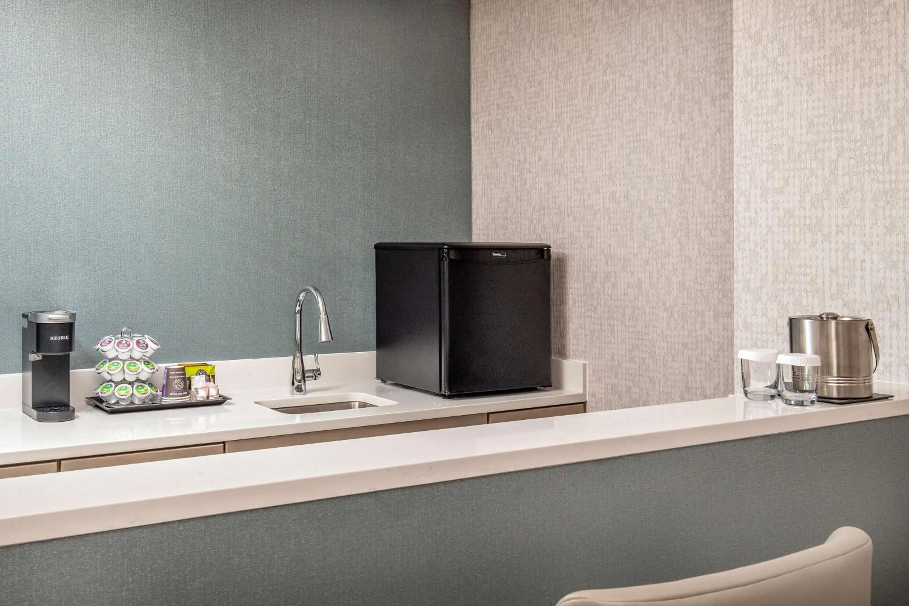 Photo of the whole room in DoubleTree by Hilton Hotel and Conference Center Chicago North Shore