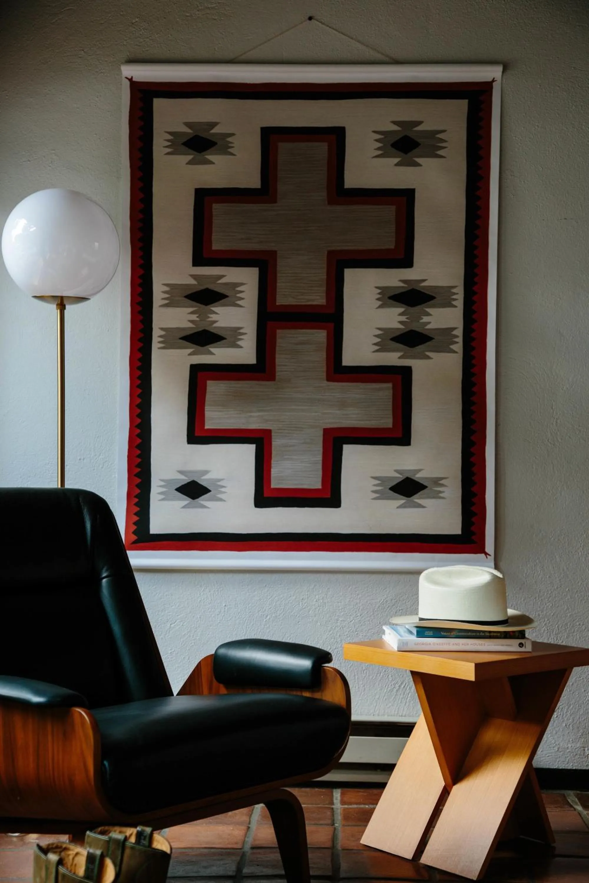 Living room in El Rey Court