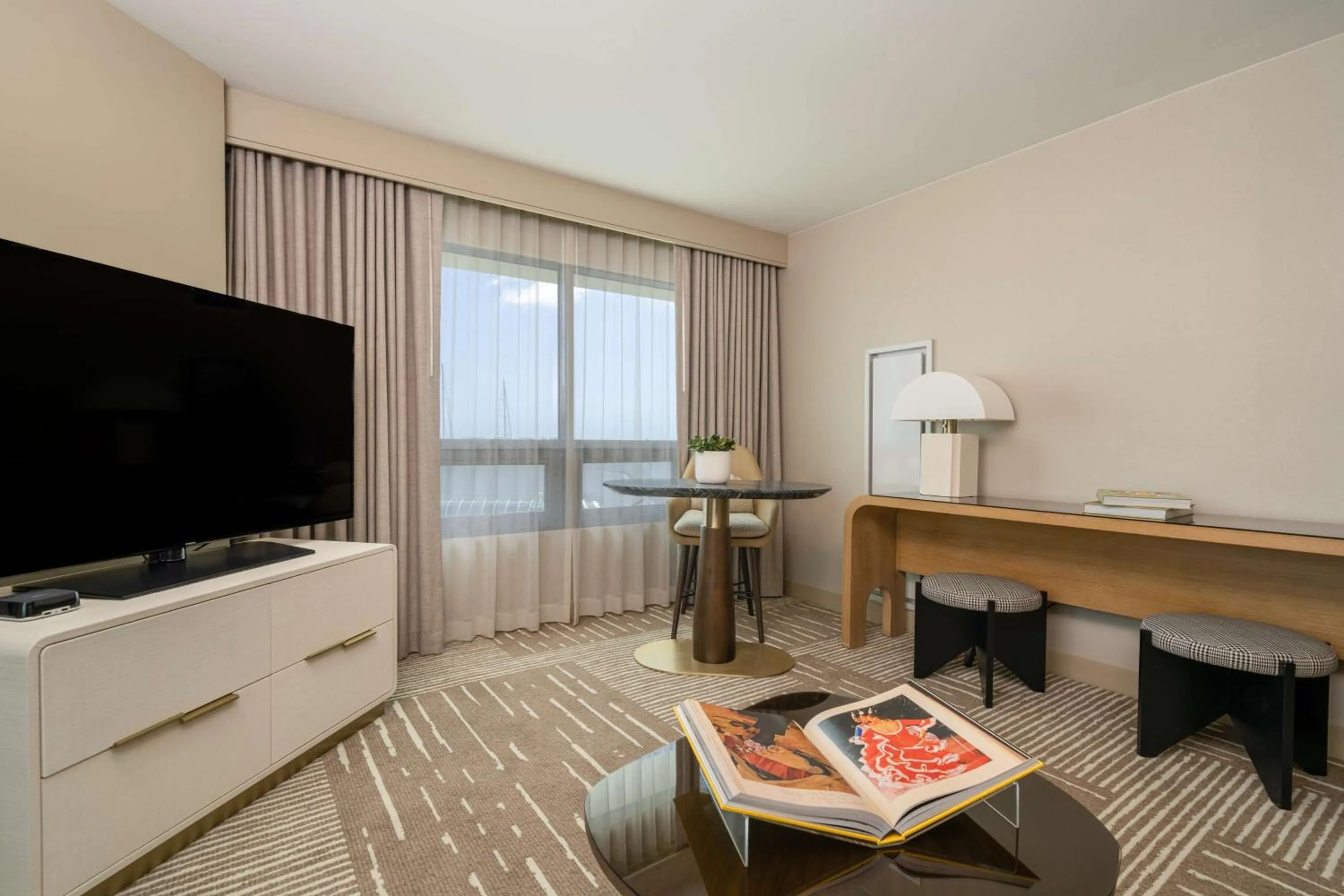 Bedroom in Hilton San Diego Gaslamp Quarter