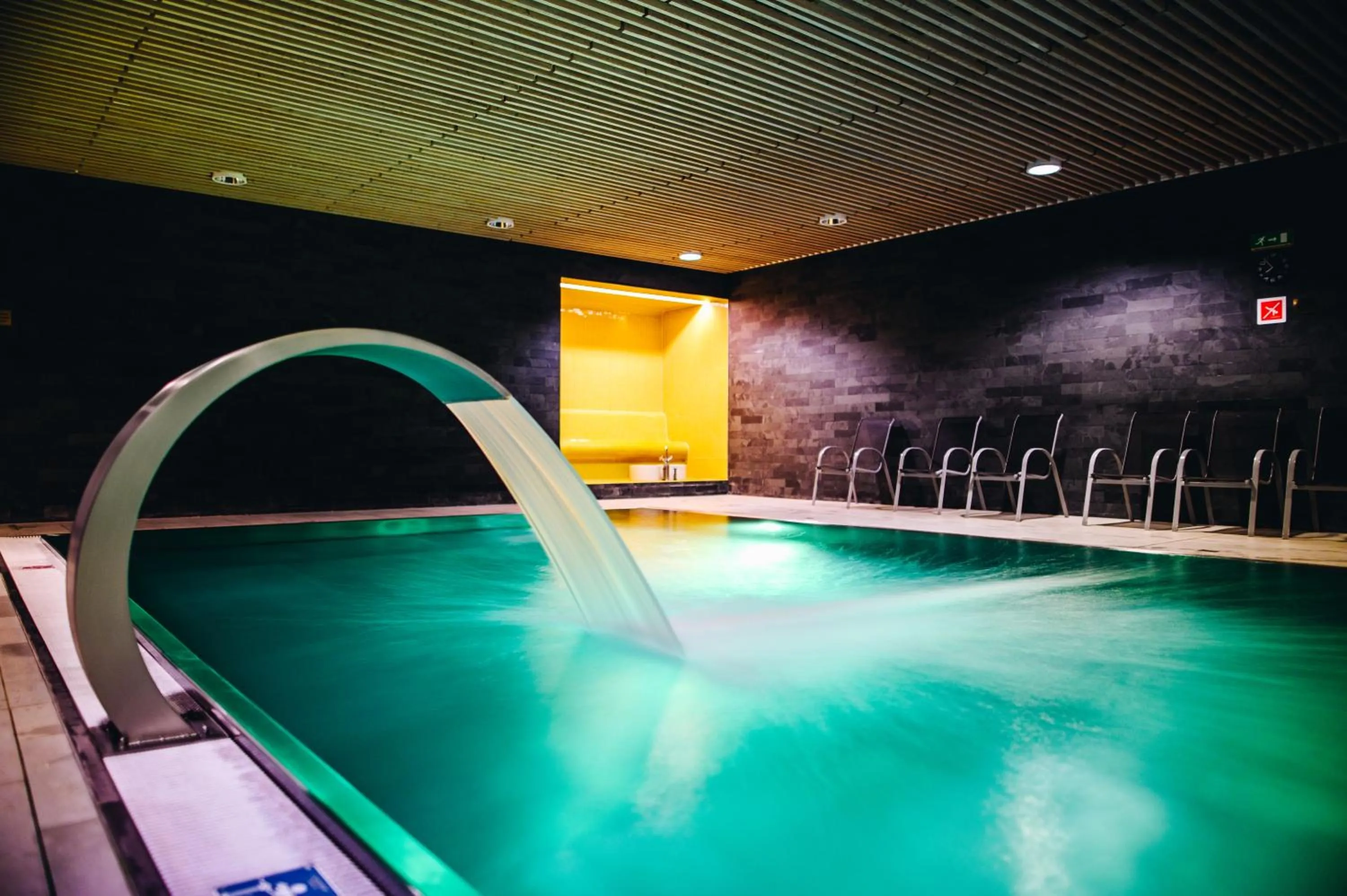 Swimming pool in Hotel SKI