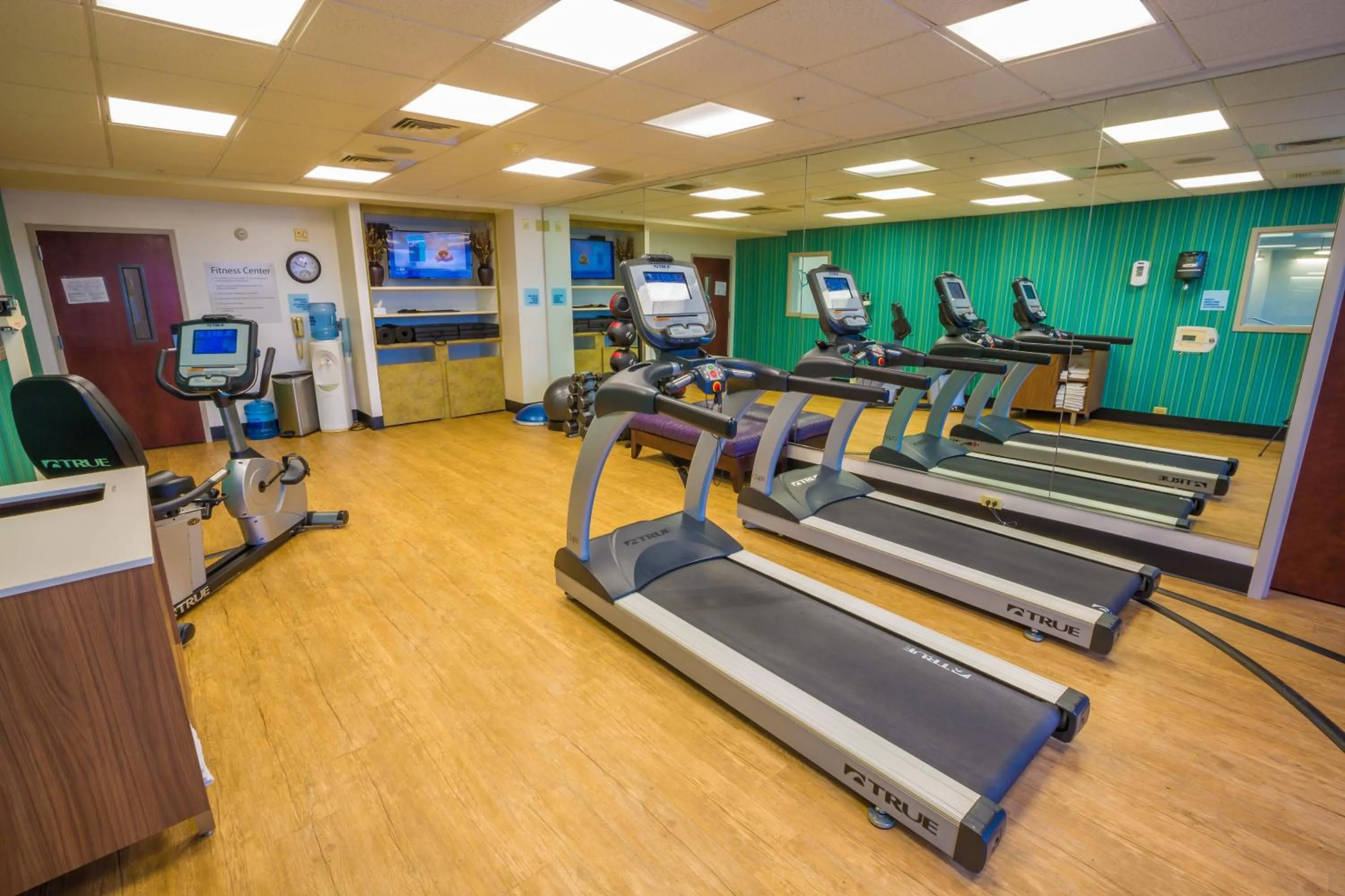 Fitness centre/facilities in Holiday Inn Express Hotel & Suites Pasco-TriCities by IHG