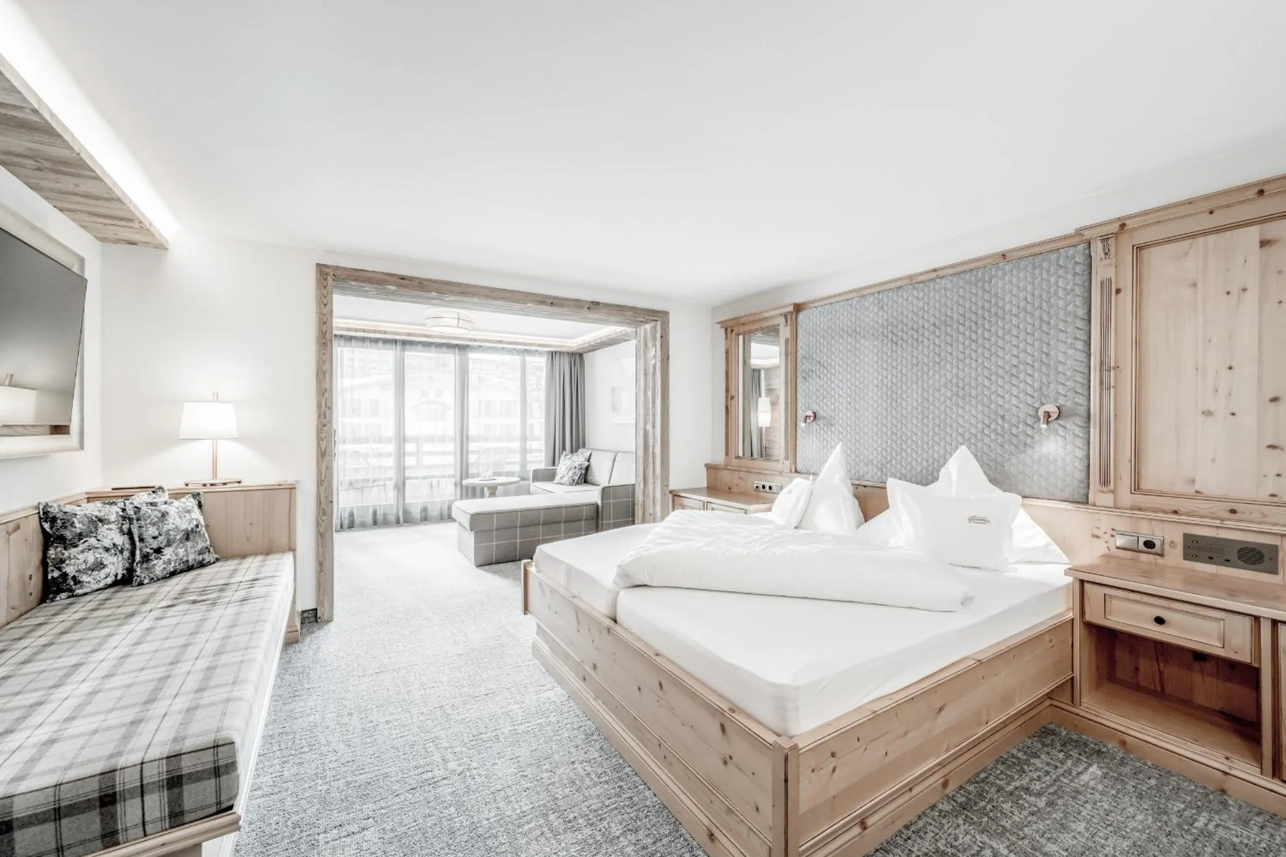 Bedroom, Bed in Hotel Jenewein