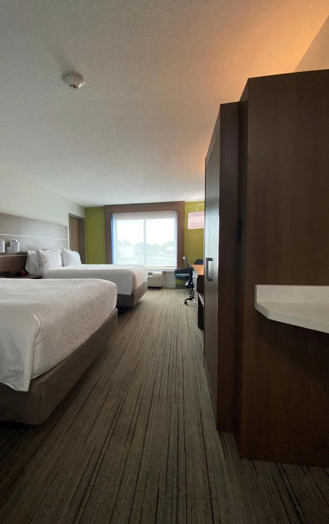 Bedroom, Bed in Holiday Inn Express Hotel & Suites Somerset Central by IHG