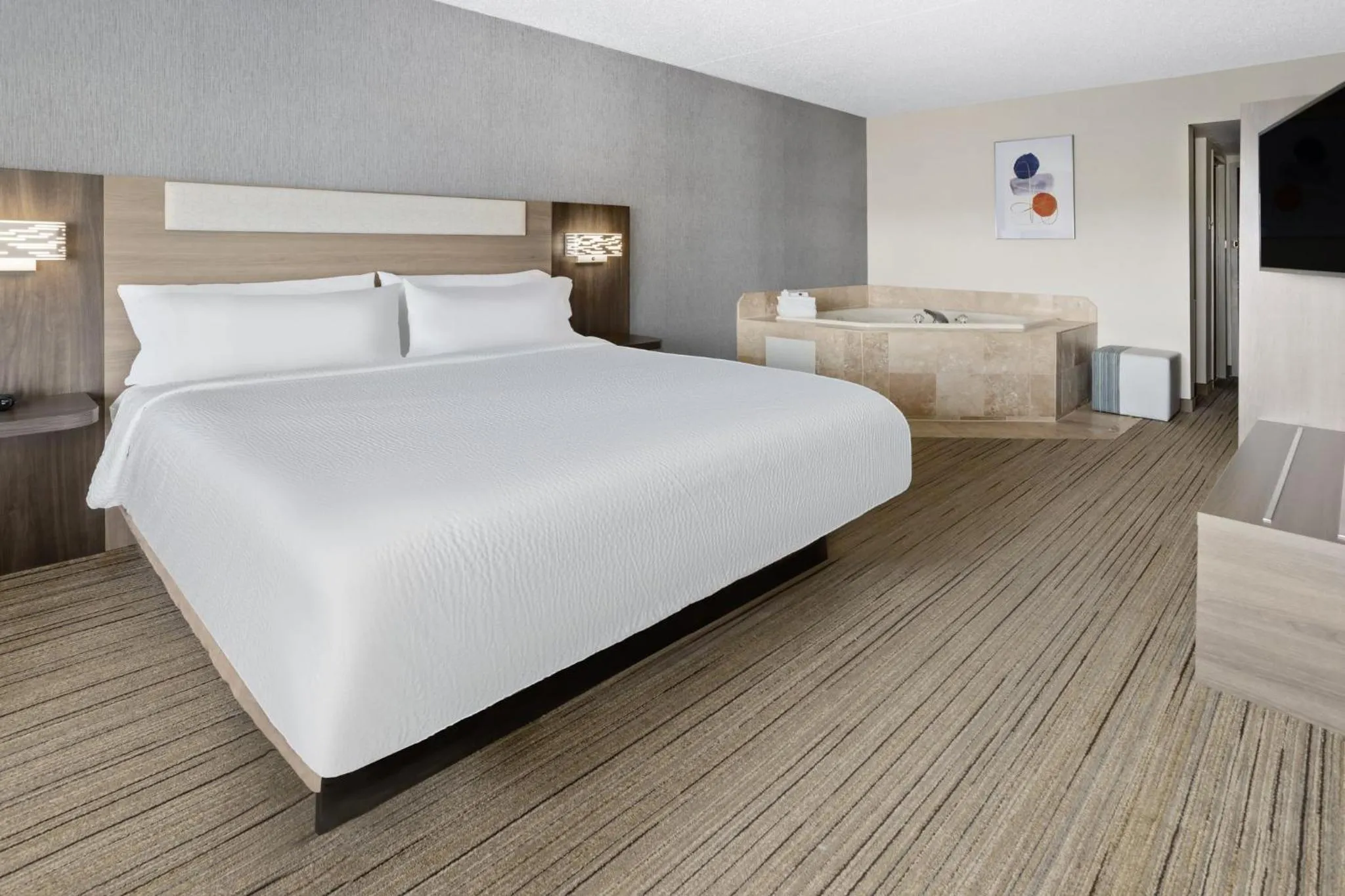 Photo of the whole room, Bed in Holiday Inn Express Stony Brook-Long Island by IHG