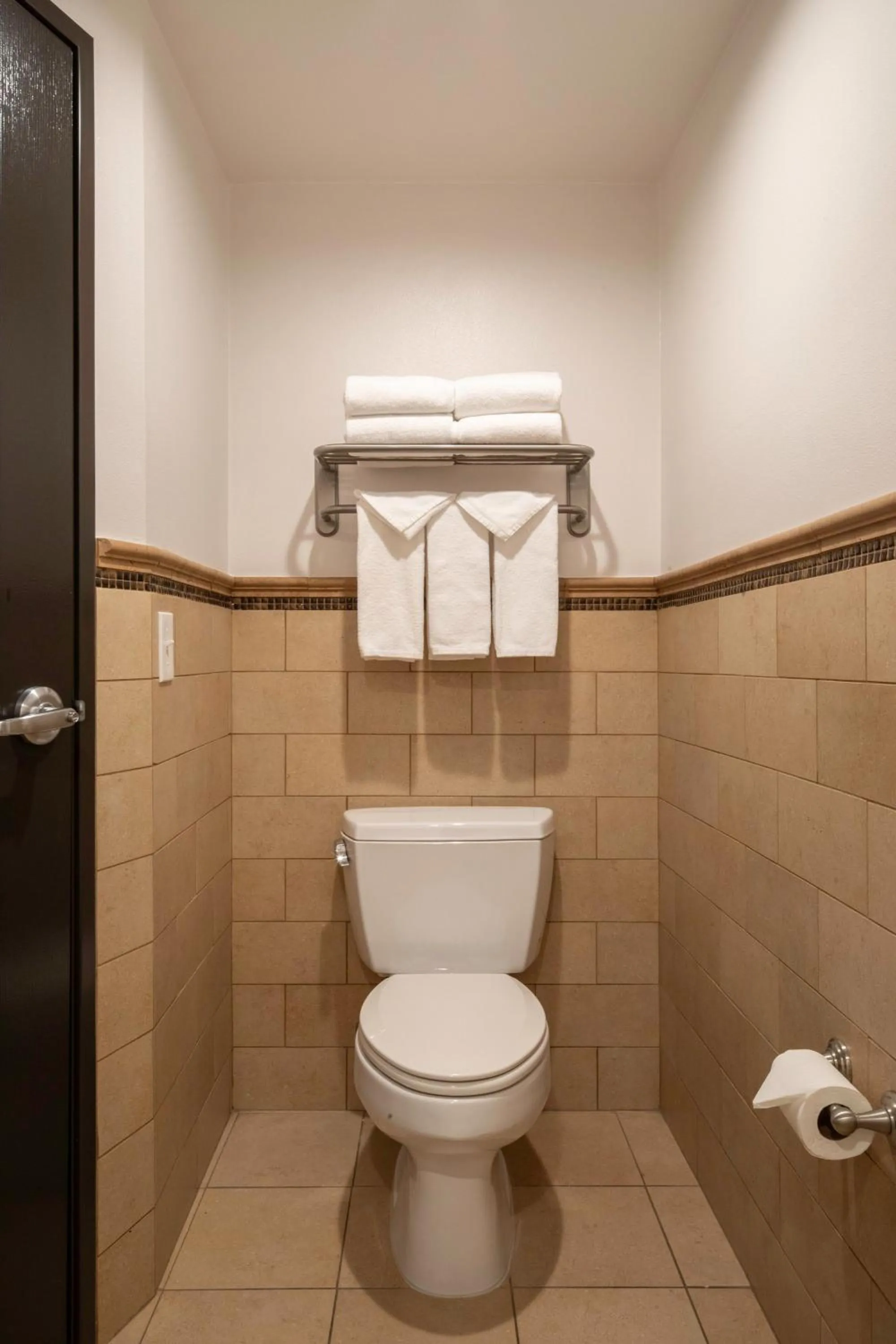 Toilet in Ayres Hotel Chino Hills Ontario