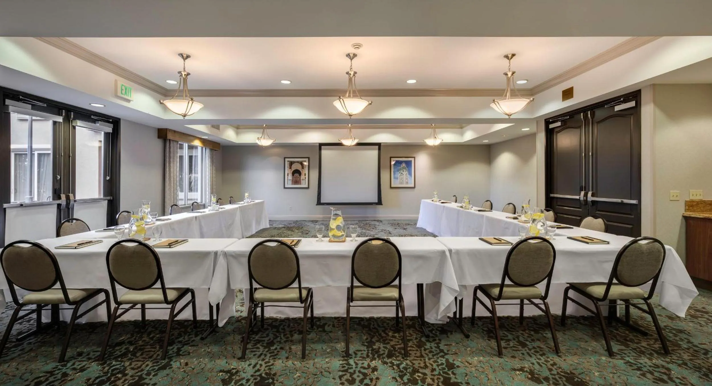 Meeting/conference room in Ayres Hotel Chino Hills Ontario