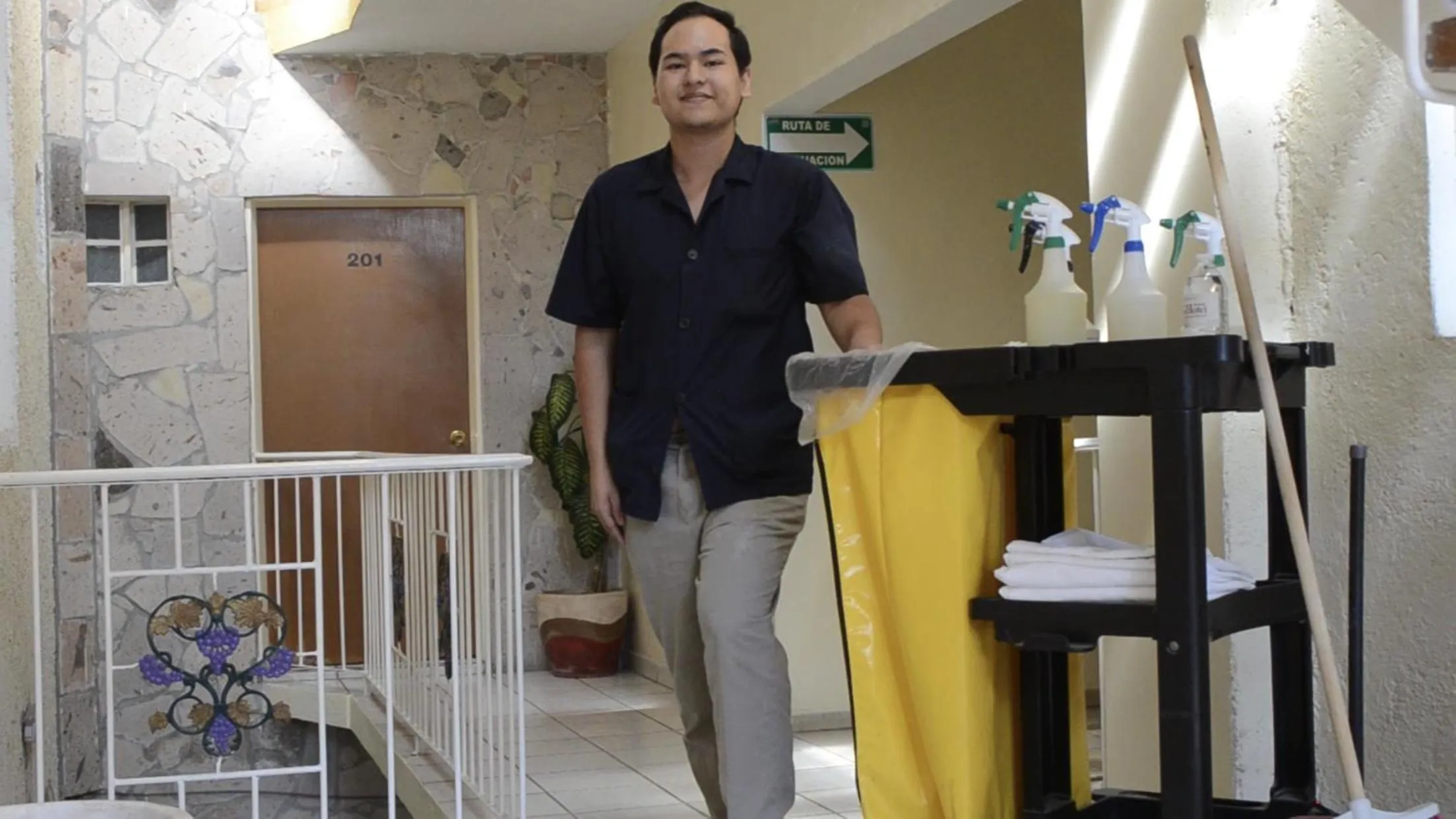 Staff in Pequeno Gran Hotel