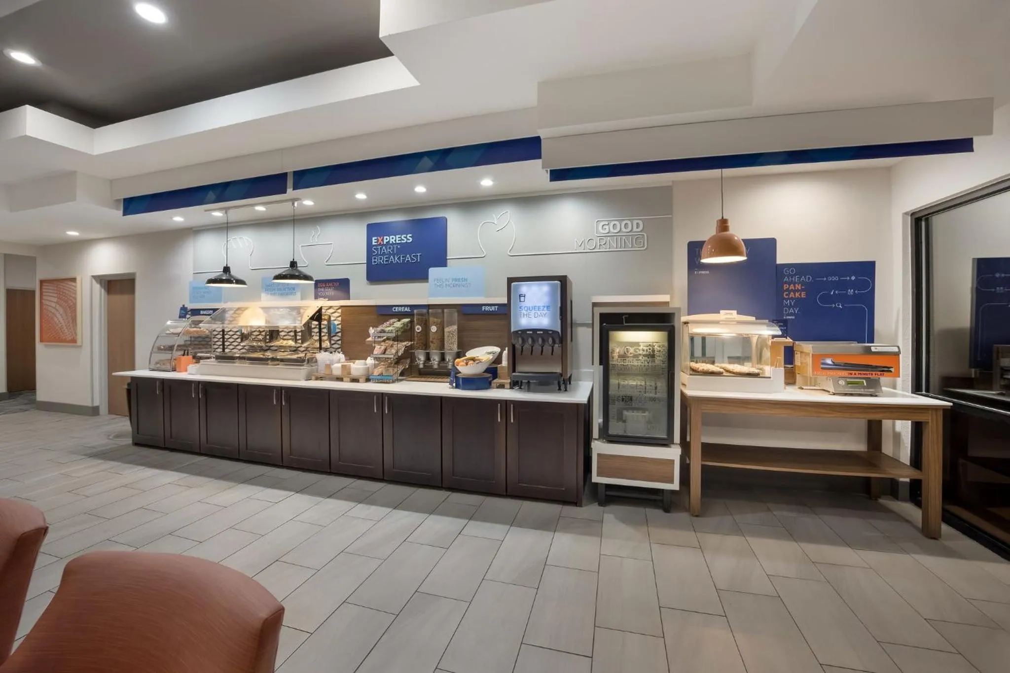 Breakfast in Holiday Inn Express Hotel & Suites Perry by IHG