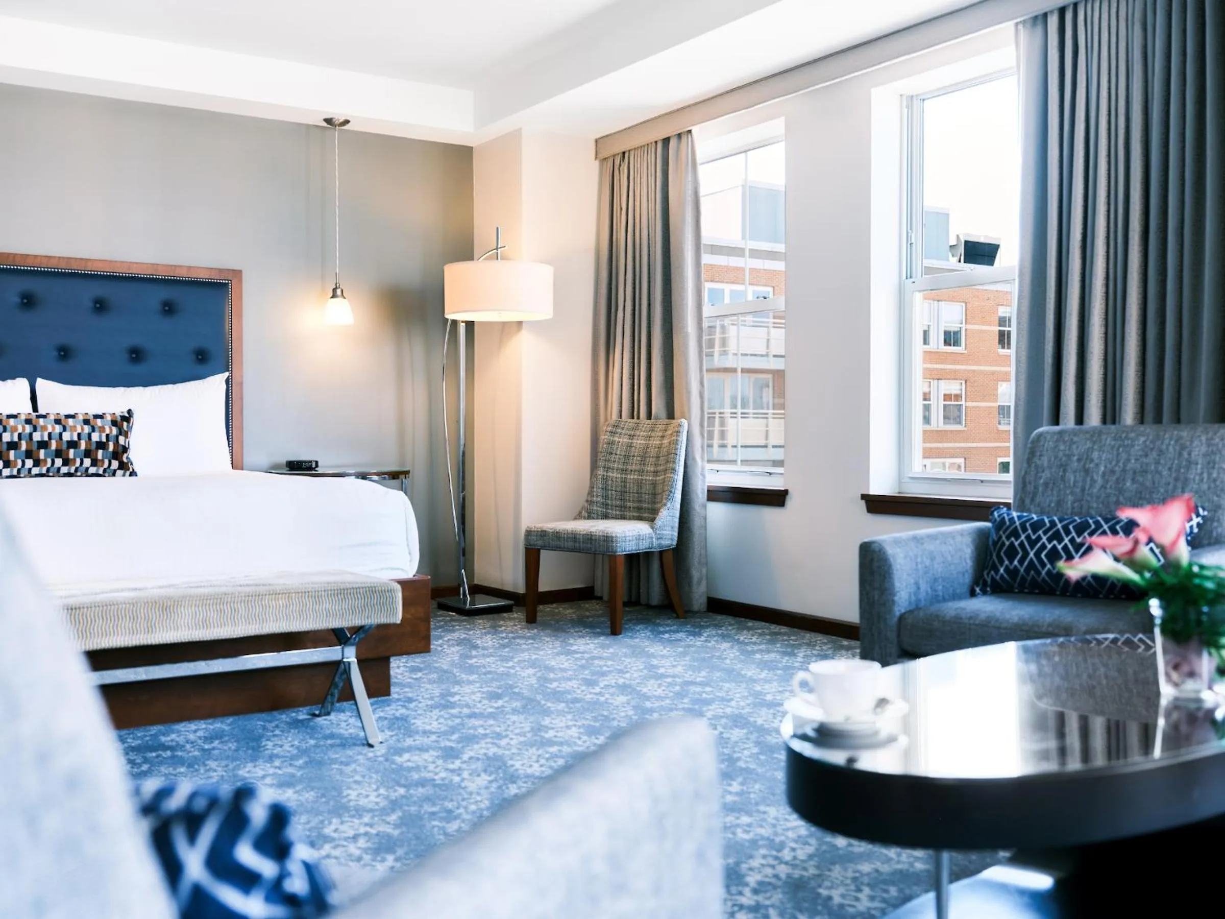 View (from property/room), Bed in Battery Wharf Hotel, Boston Waterfront