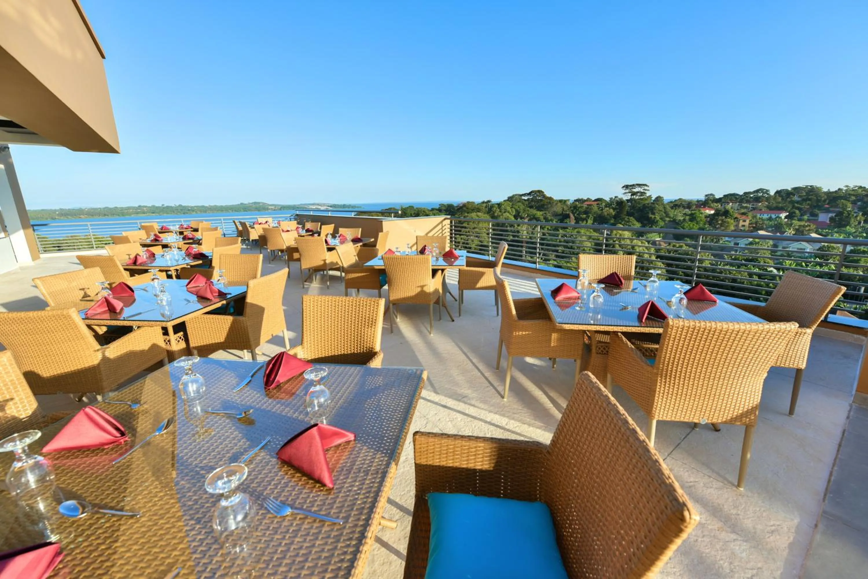 Restaurant/places to eat in K Hotels Entebbe