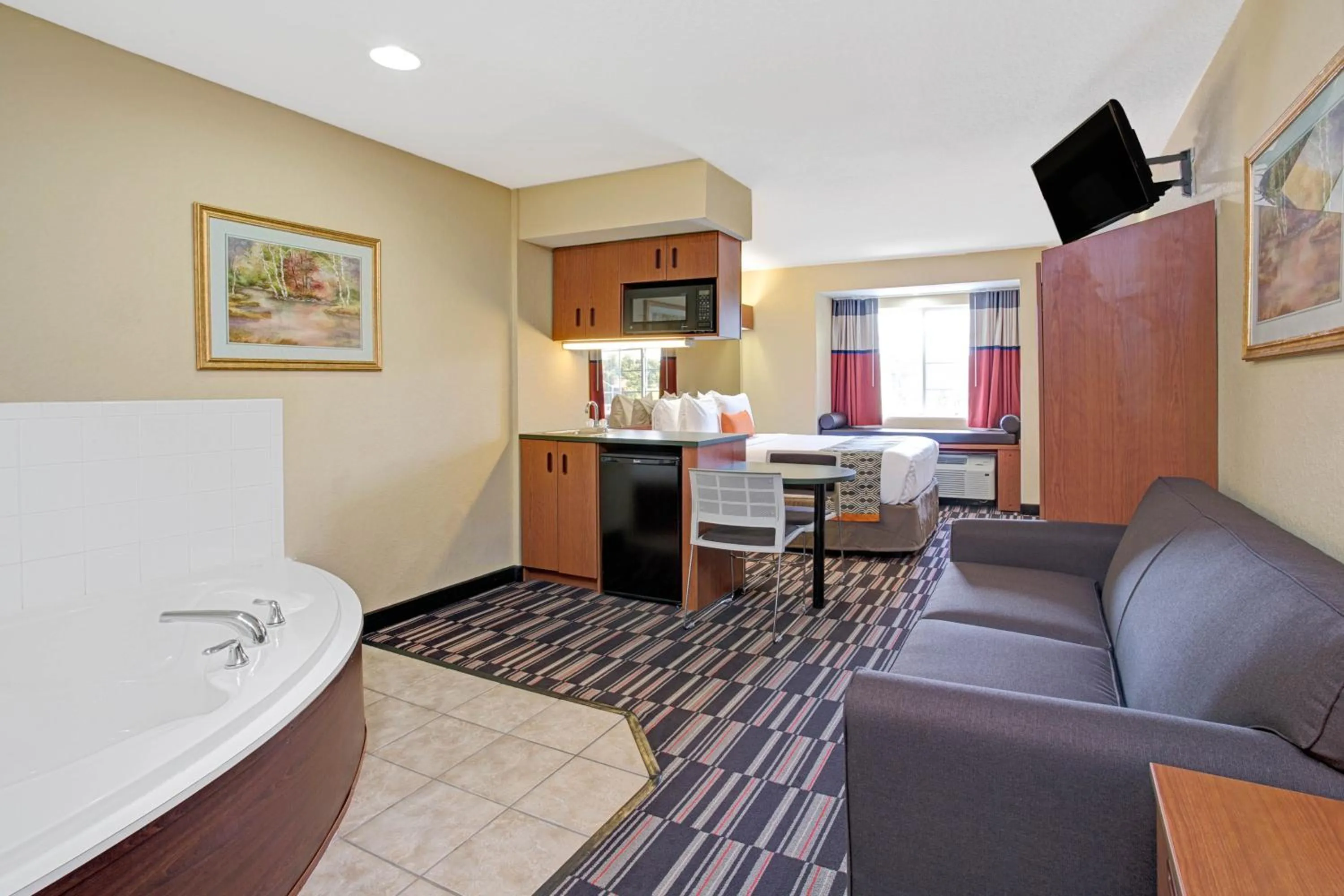 Photo of the whole room in Microtel Inn & Suites by Wyndham Bushnell