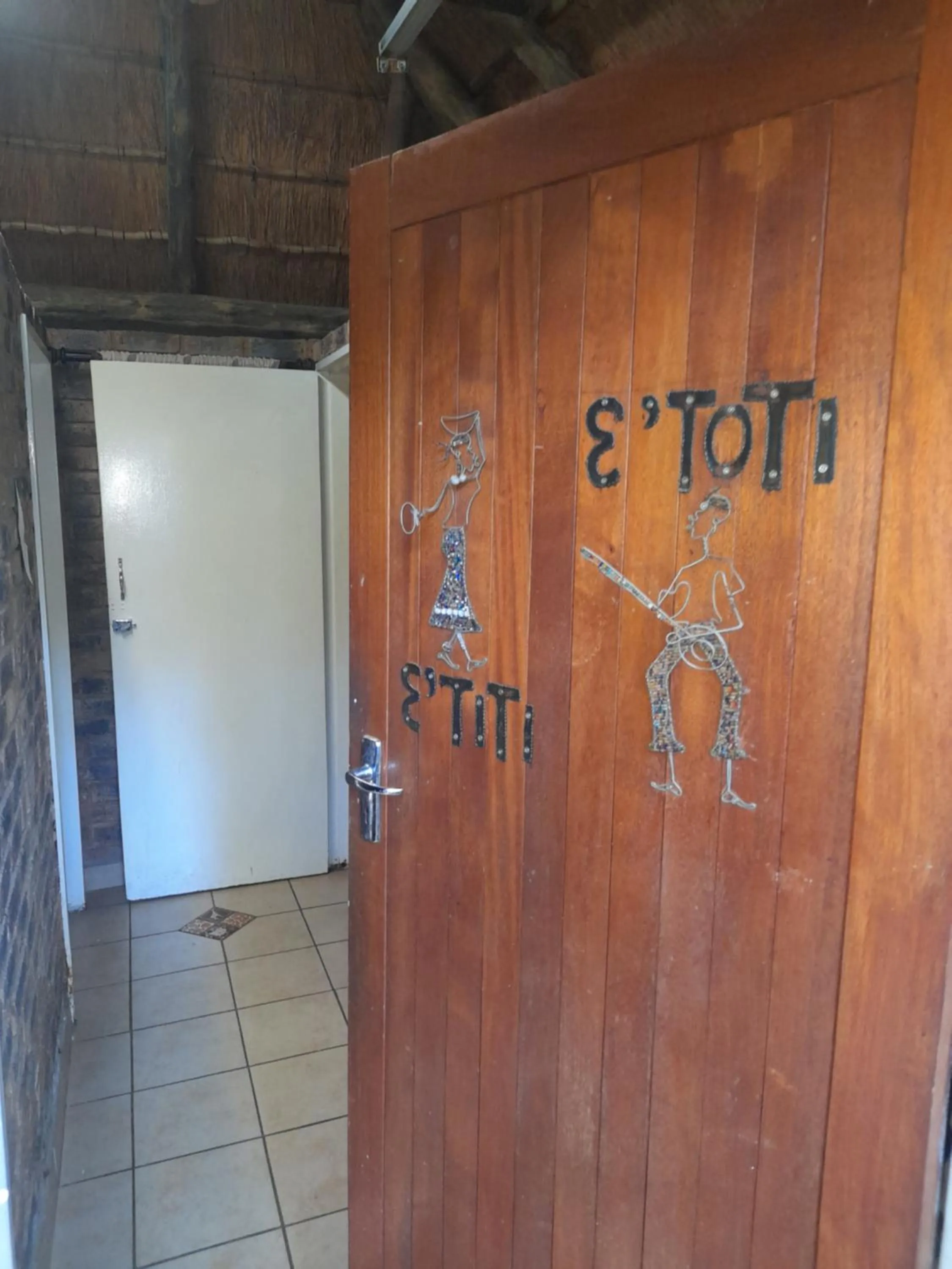 1322 Backpackers International