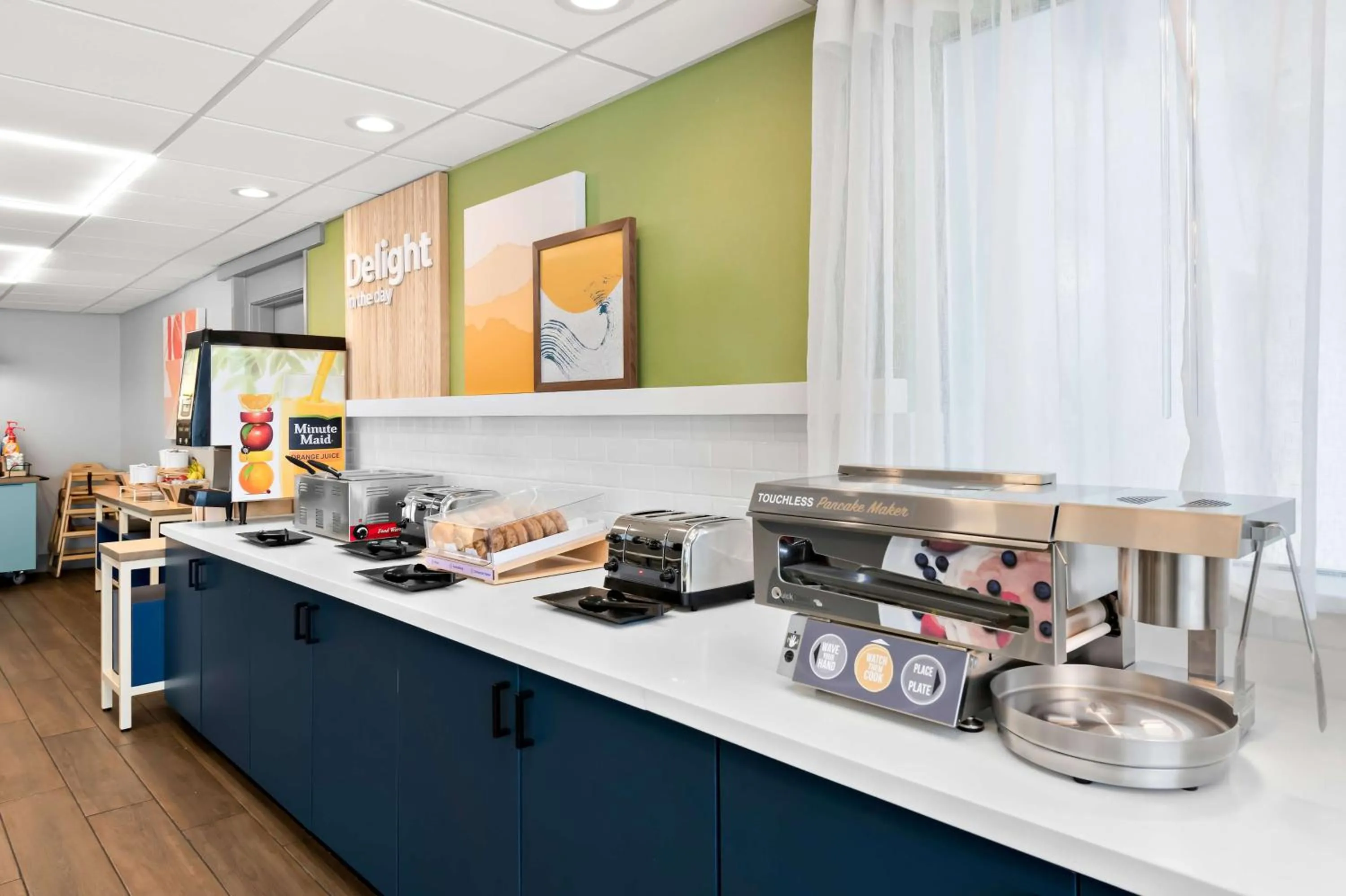 Breakfast in Spark By Hilton Branson Meadows