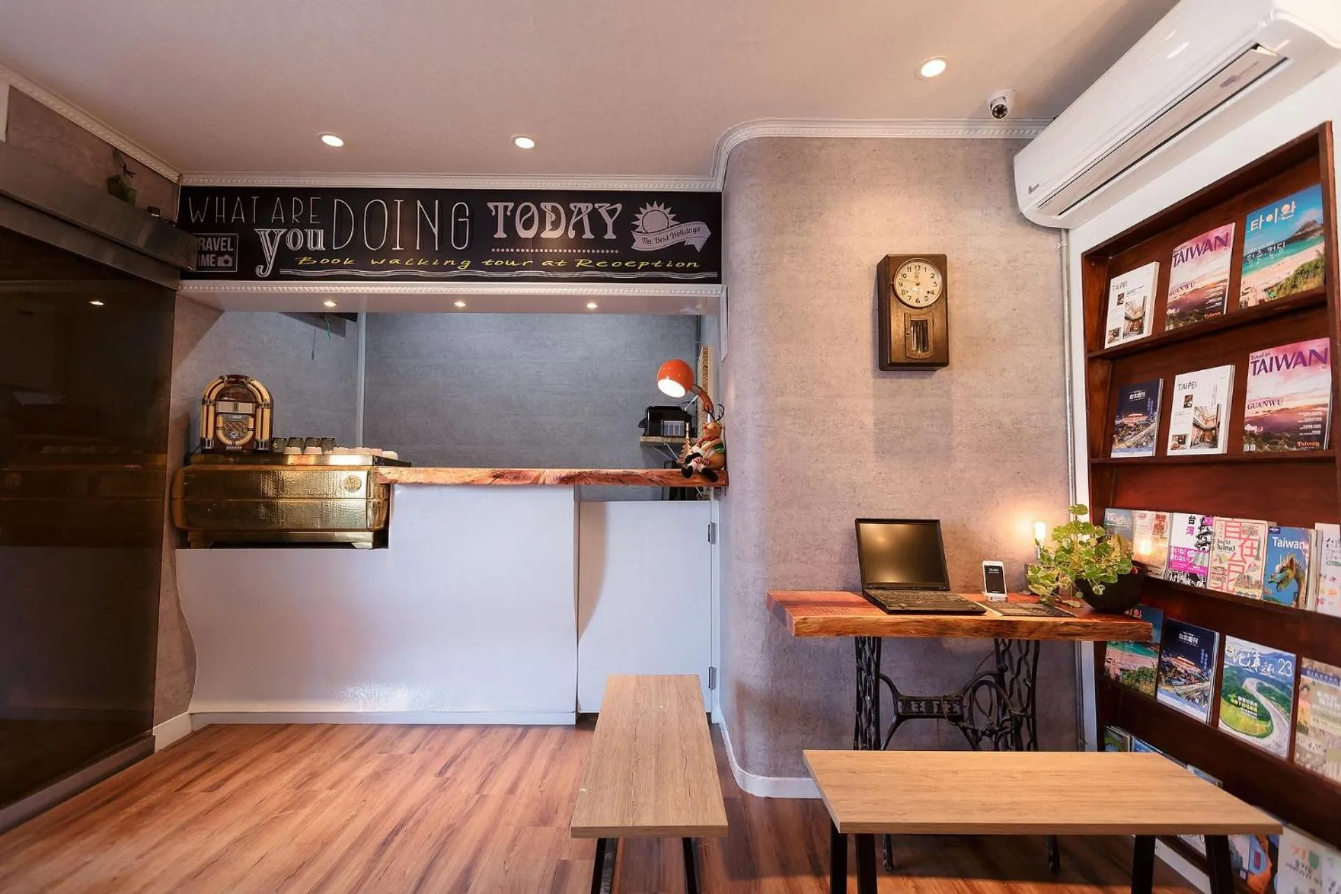 Property building in May Rooms Taipei NTU