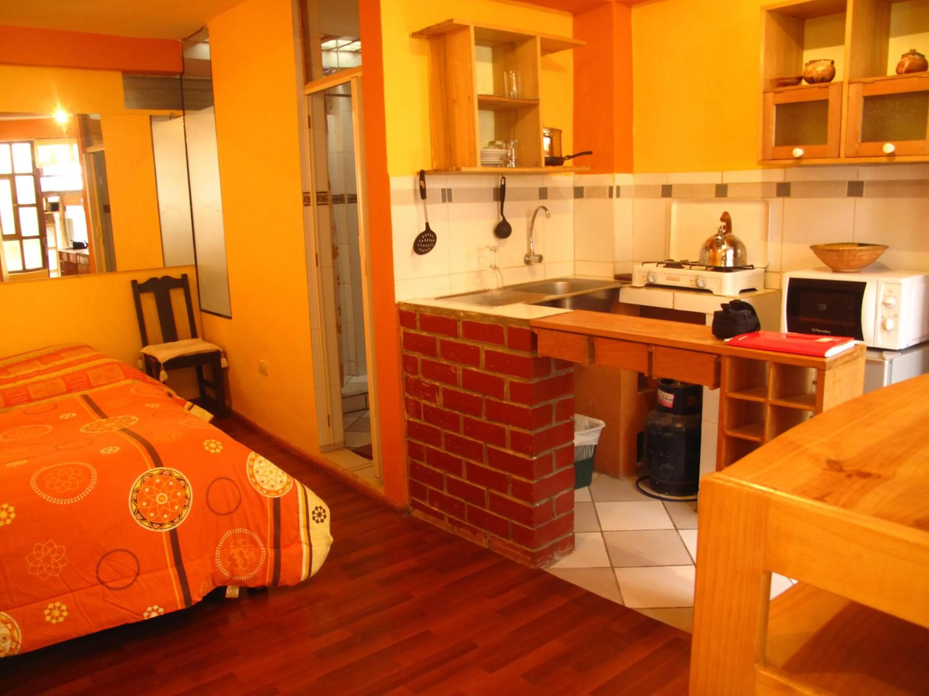 Kitchen or kitchenette in Casa De Mama Cusco - The Treehouse