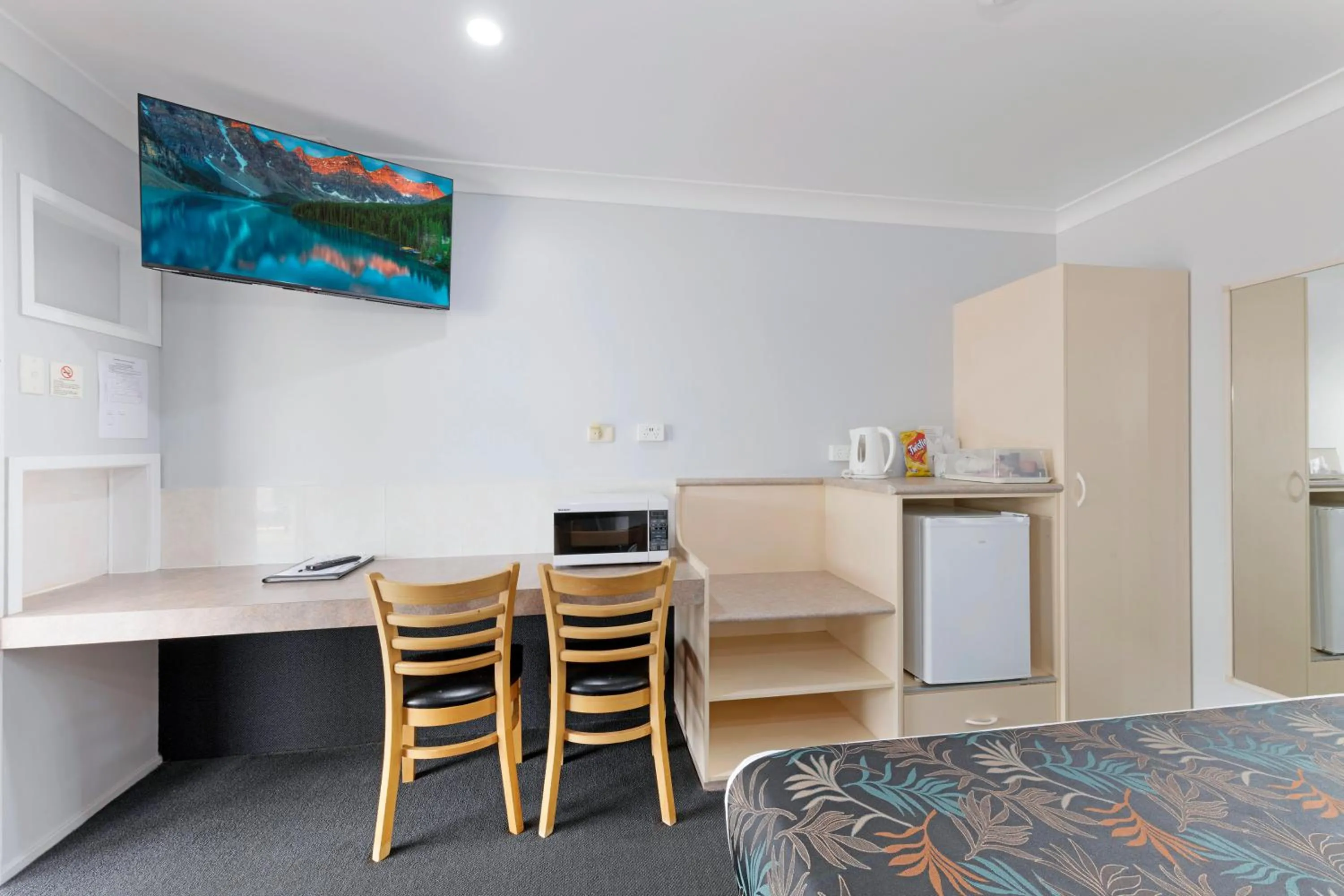 TV and multimedia in Best Western Bundaberg City Motor Inn