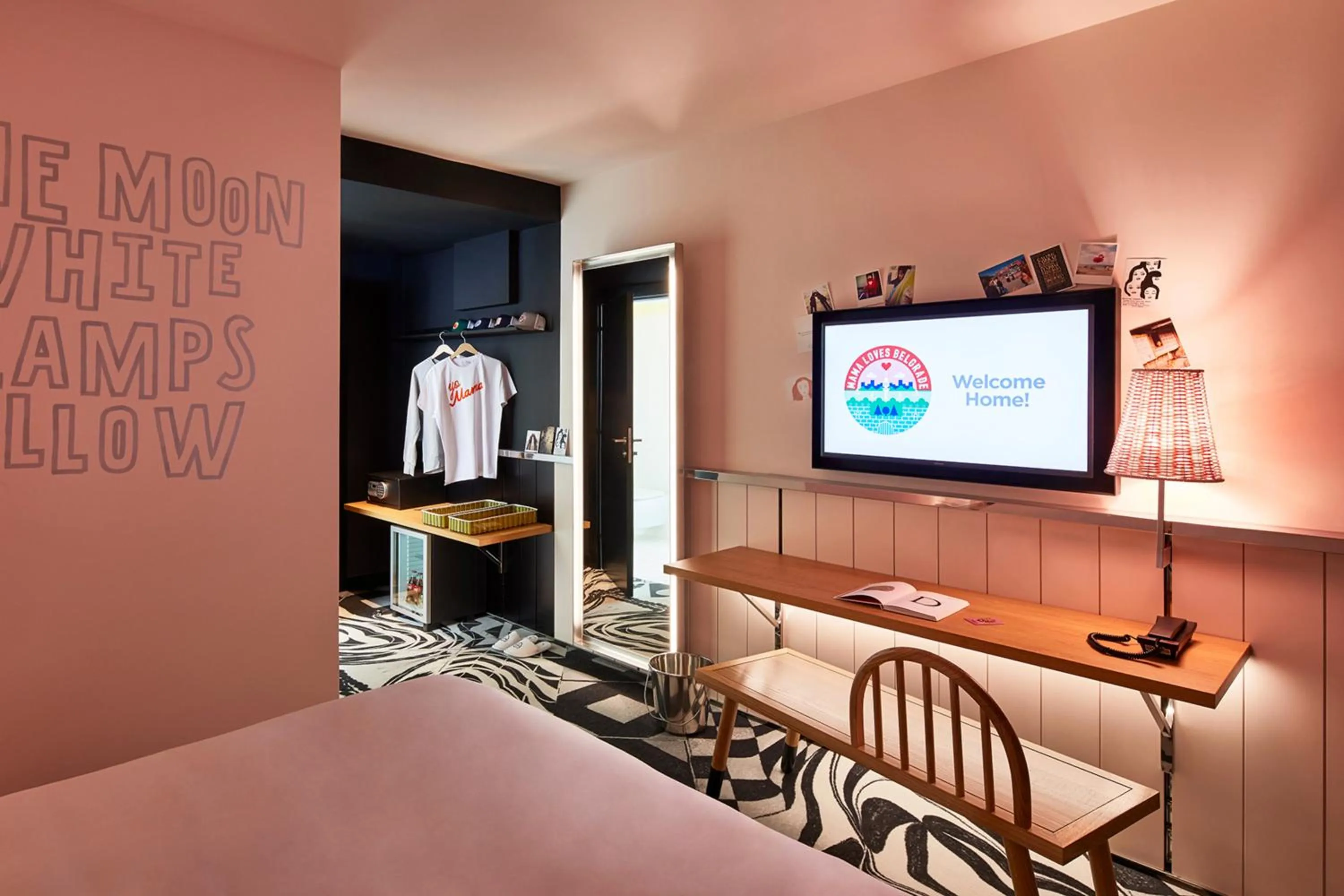 Bed in Mama Shelter Belgrade