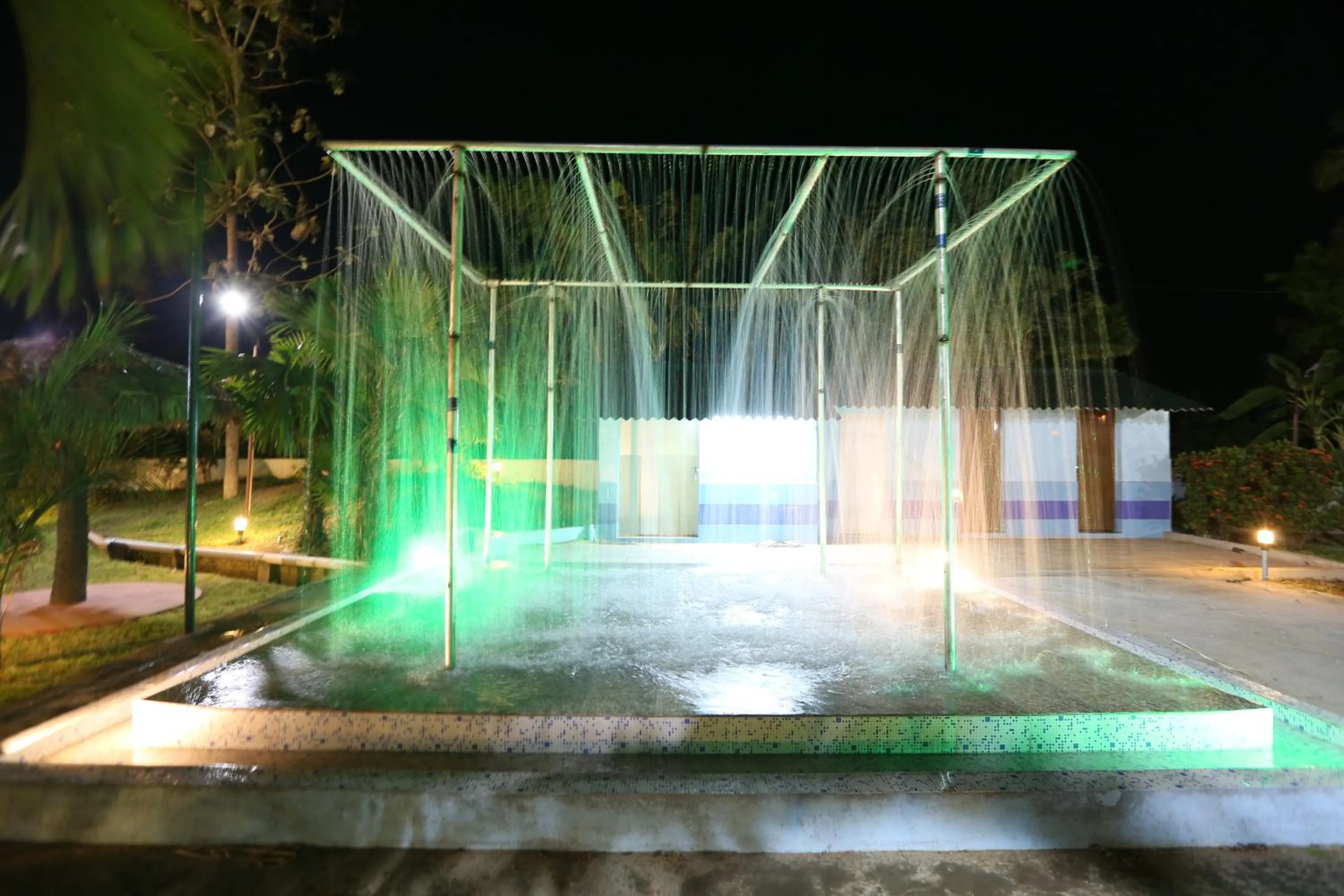 Swimming pool in Mermaid Resorts & Banquets