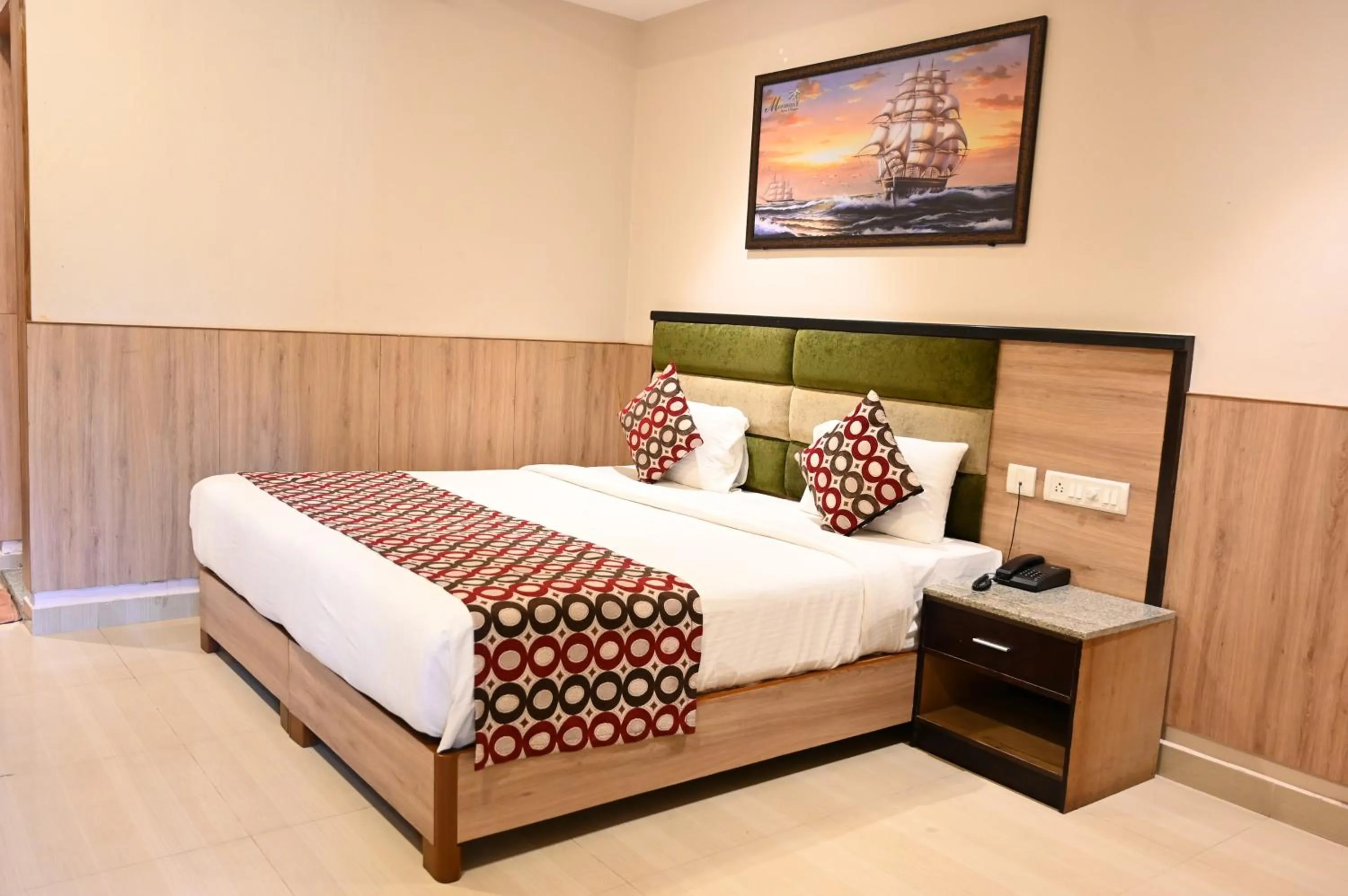 Bedroom, Bed in Mermaid Resorts & Banquets