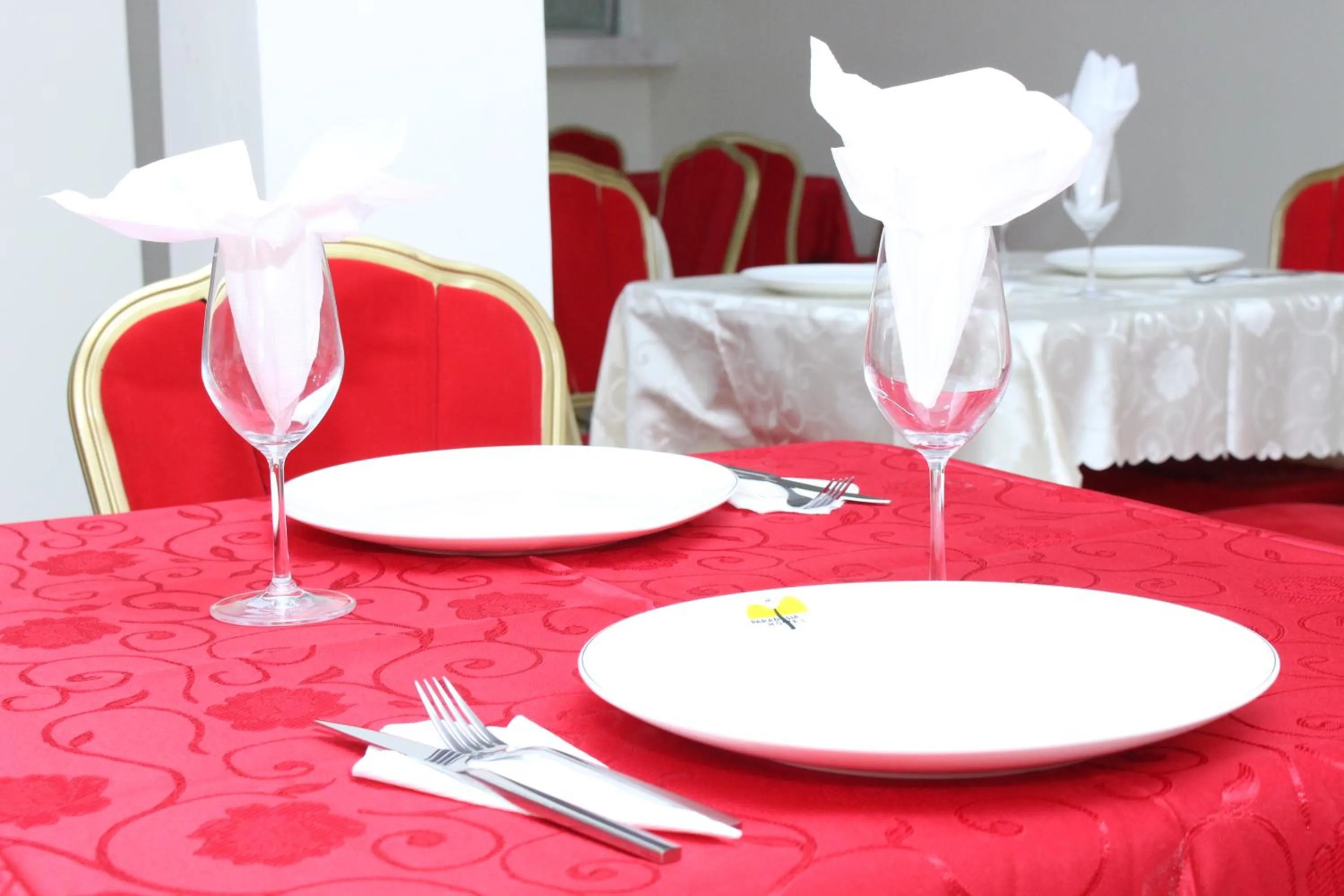 Restaurant/places to eat in Paradisia Hotel