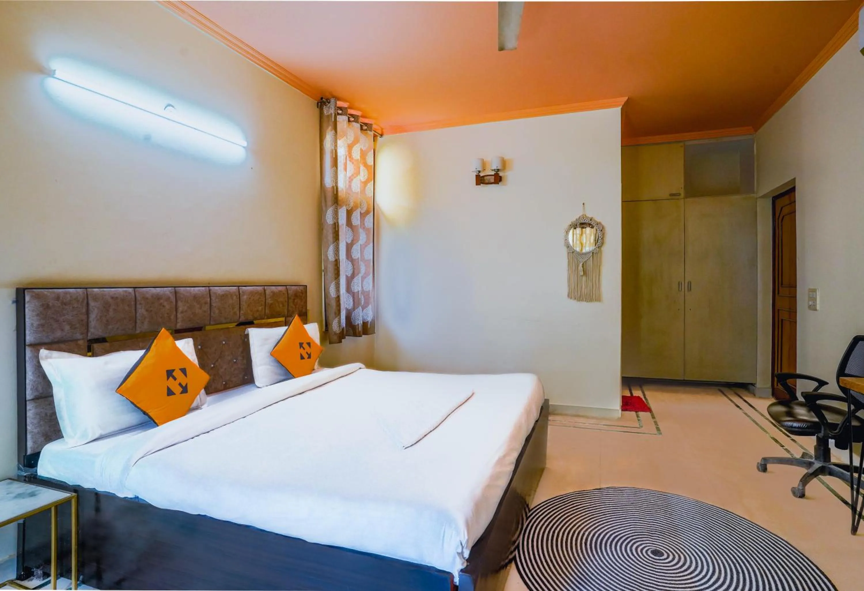 Bed in Hide-In Hostel Delhi