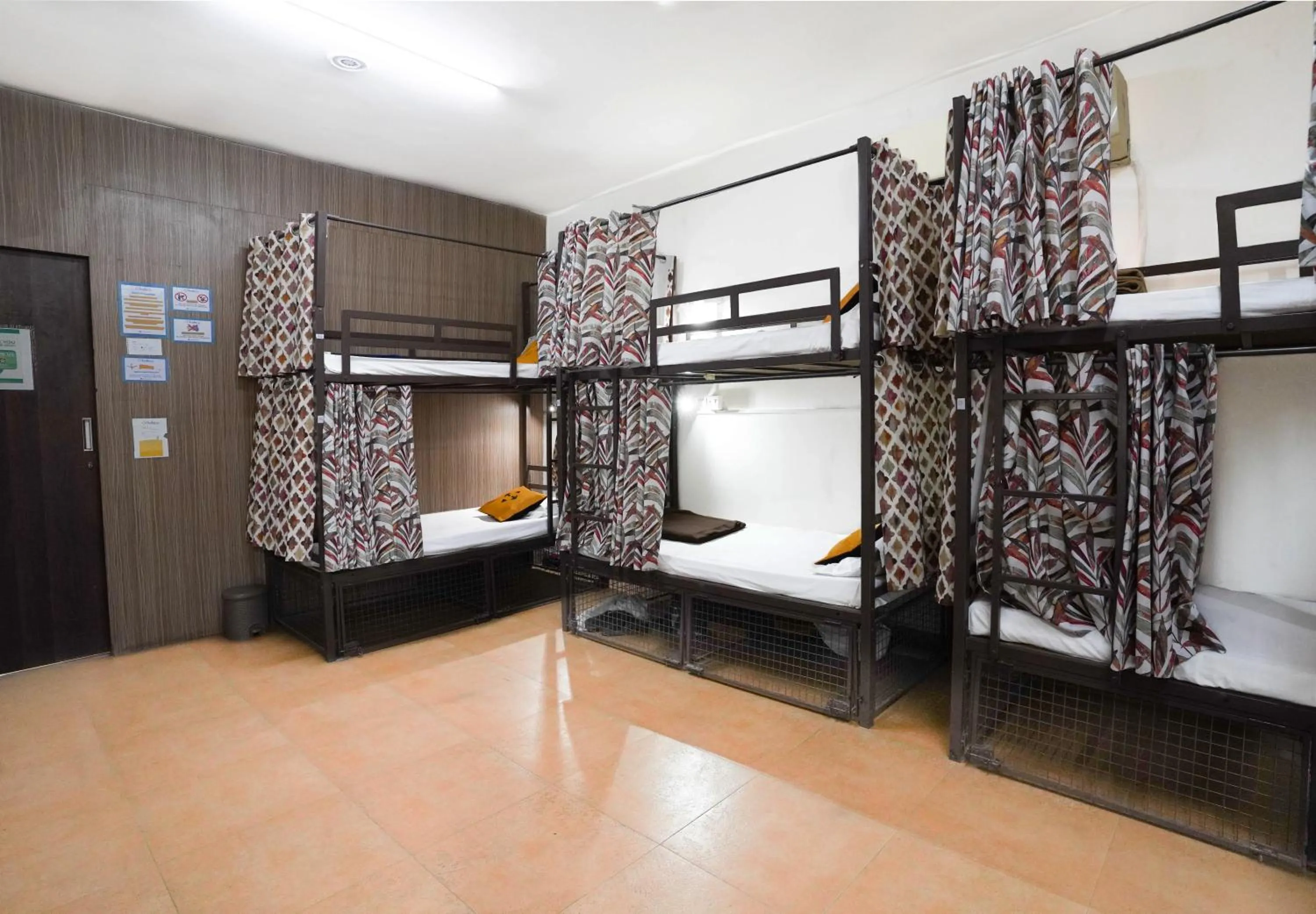 Bed in Hide-In Hostel Delhi