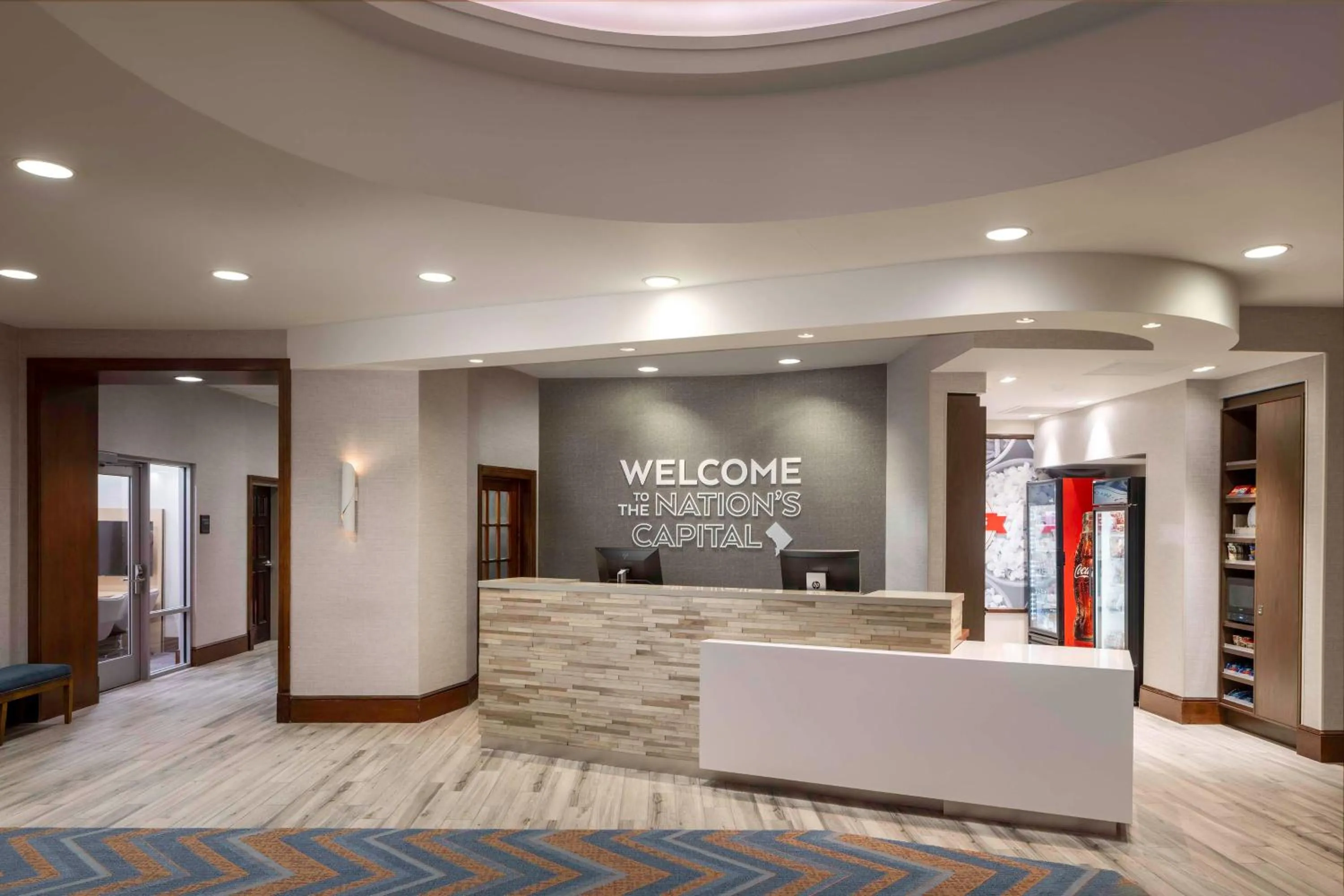 Lobby or reception in Hampton Inn Washington DC - Convention Center