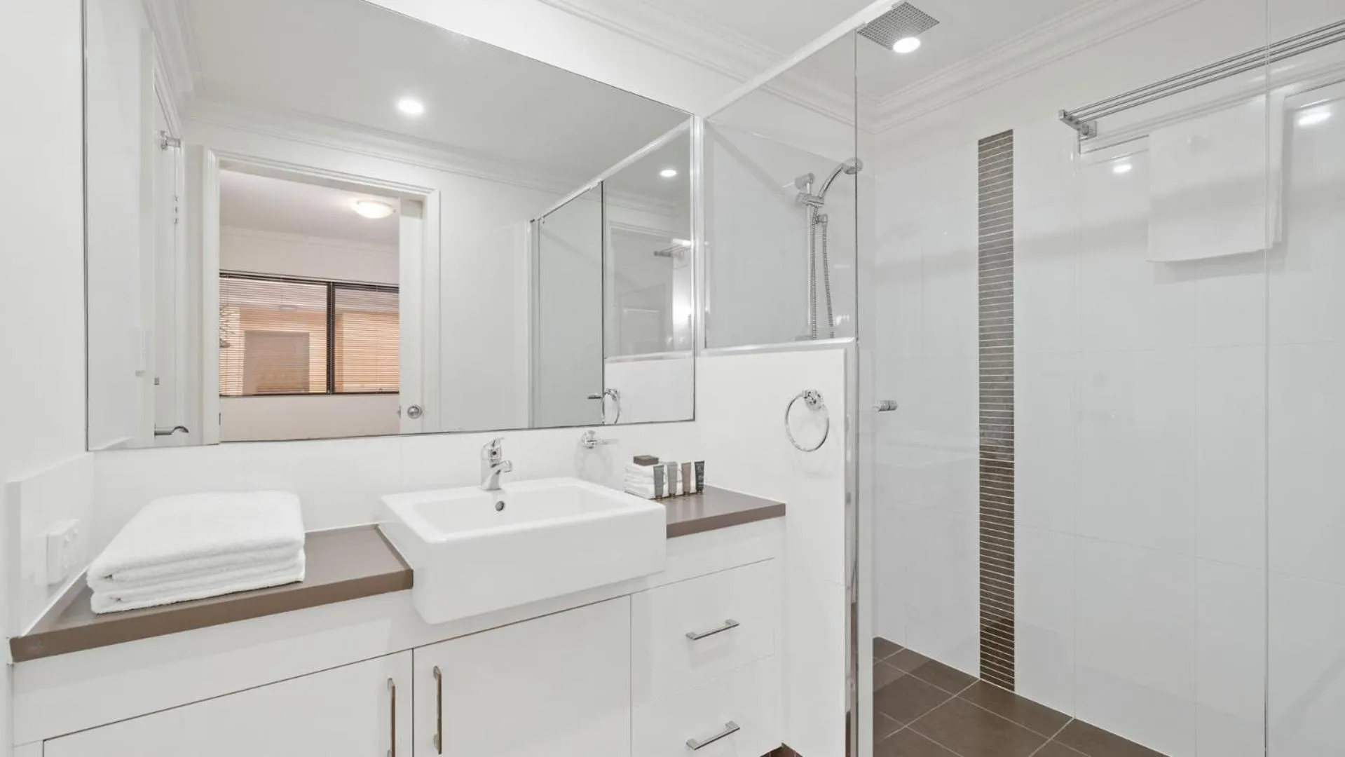 Bathroom in Dolphin Quay Apartments