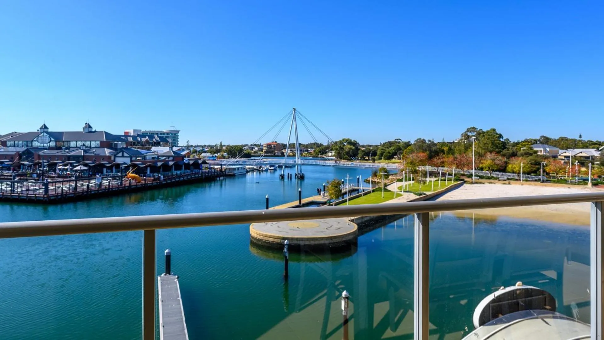 Balcony/Terrace in Dolphin Quay Apartments