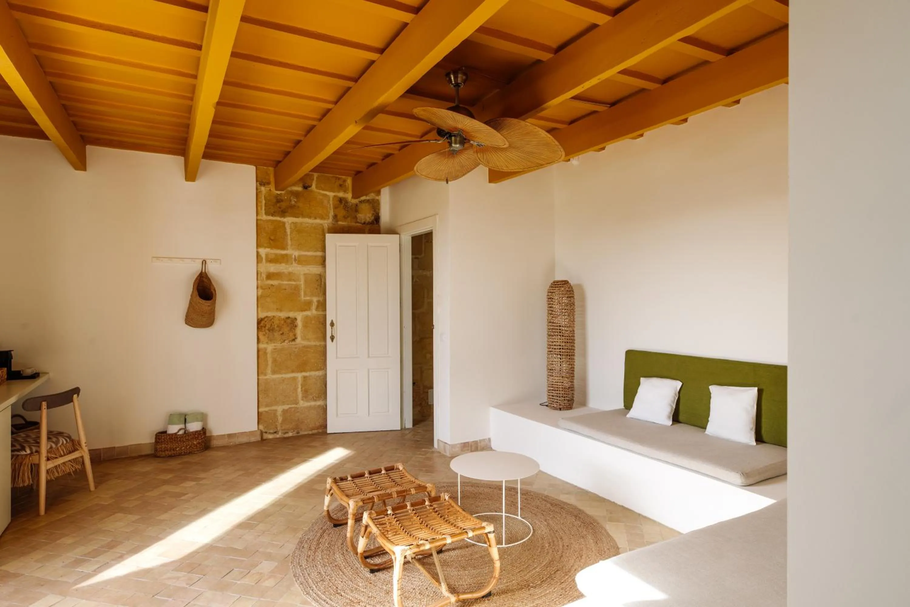 Living room, Bed in Amagatay Luxury Boutique Hotel - Adults Only