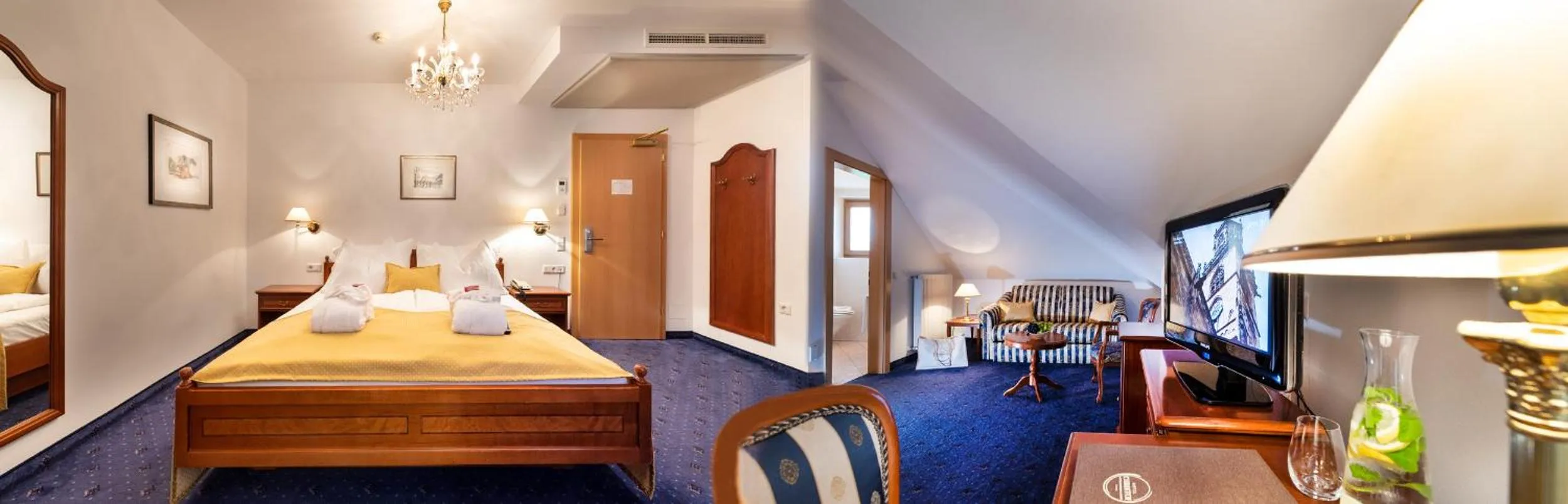 Photo of the whole room, Bed in Hotel Christof