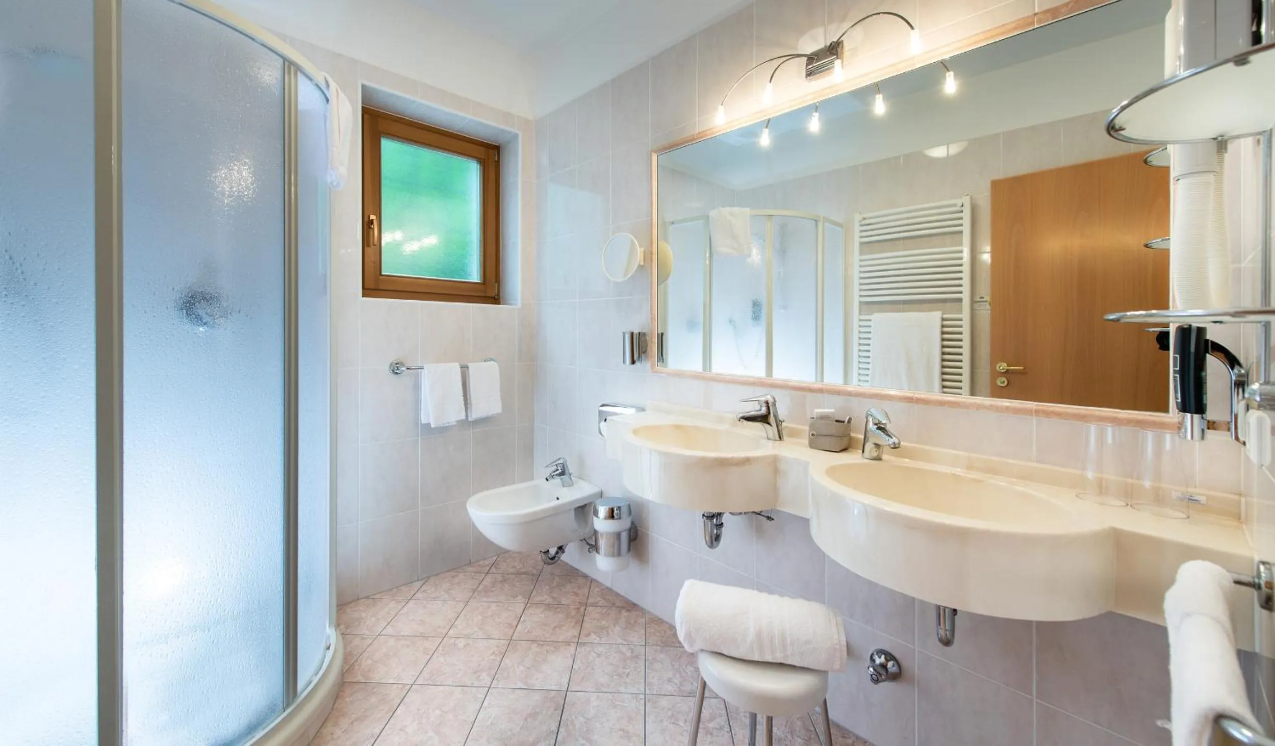 Bathroom in Hotel Christof