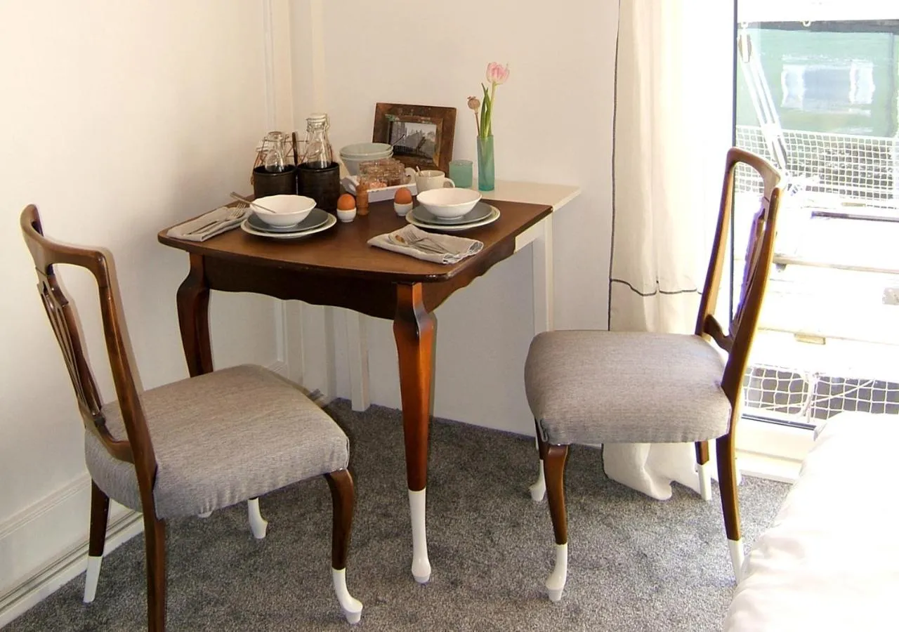 Breakfast in watervilla-albertje