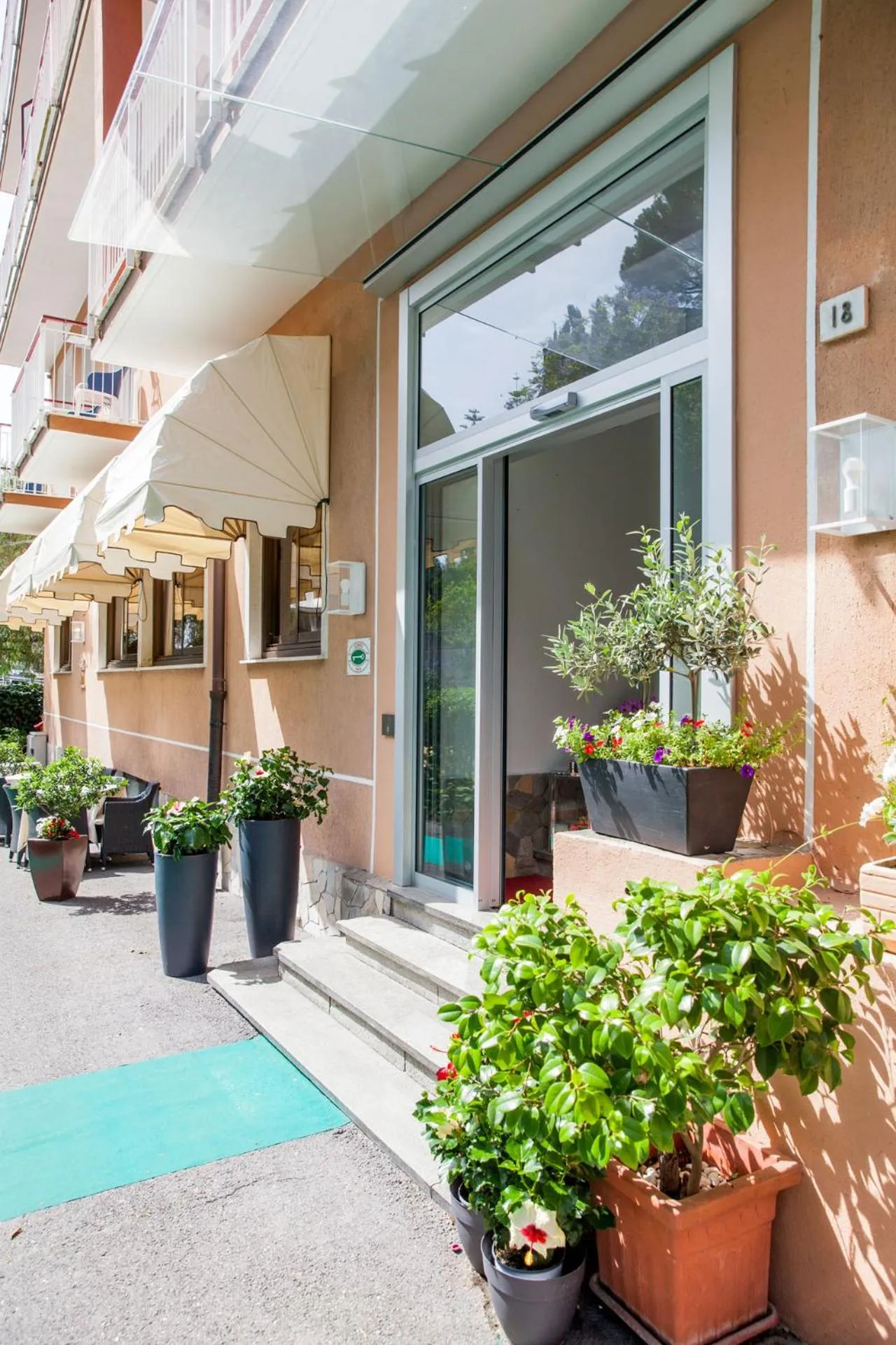 Property building in Hotel Mediterraneo